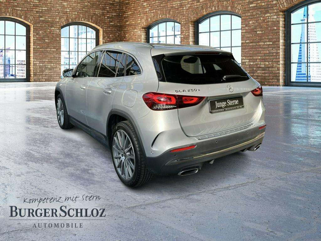 Mercedes-Benz GLA-Klasse