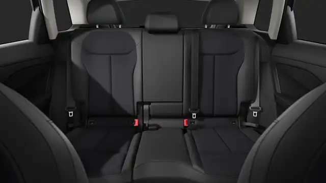 Audi Q3 view 10