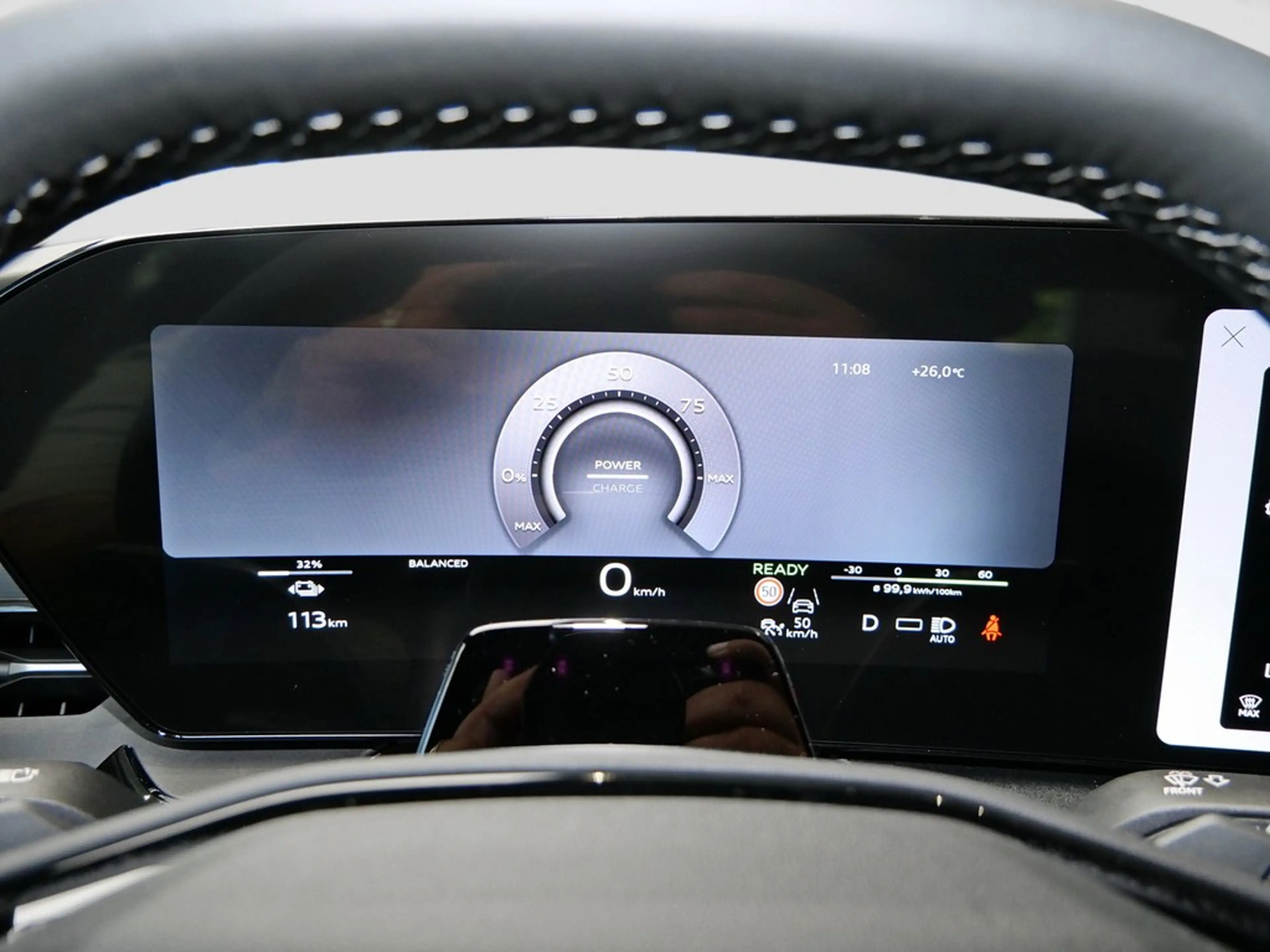Audi e-tron S line business quattro 315 kW / 428 PS — photo 14