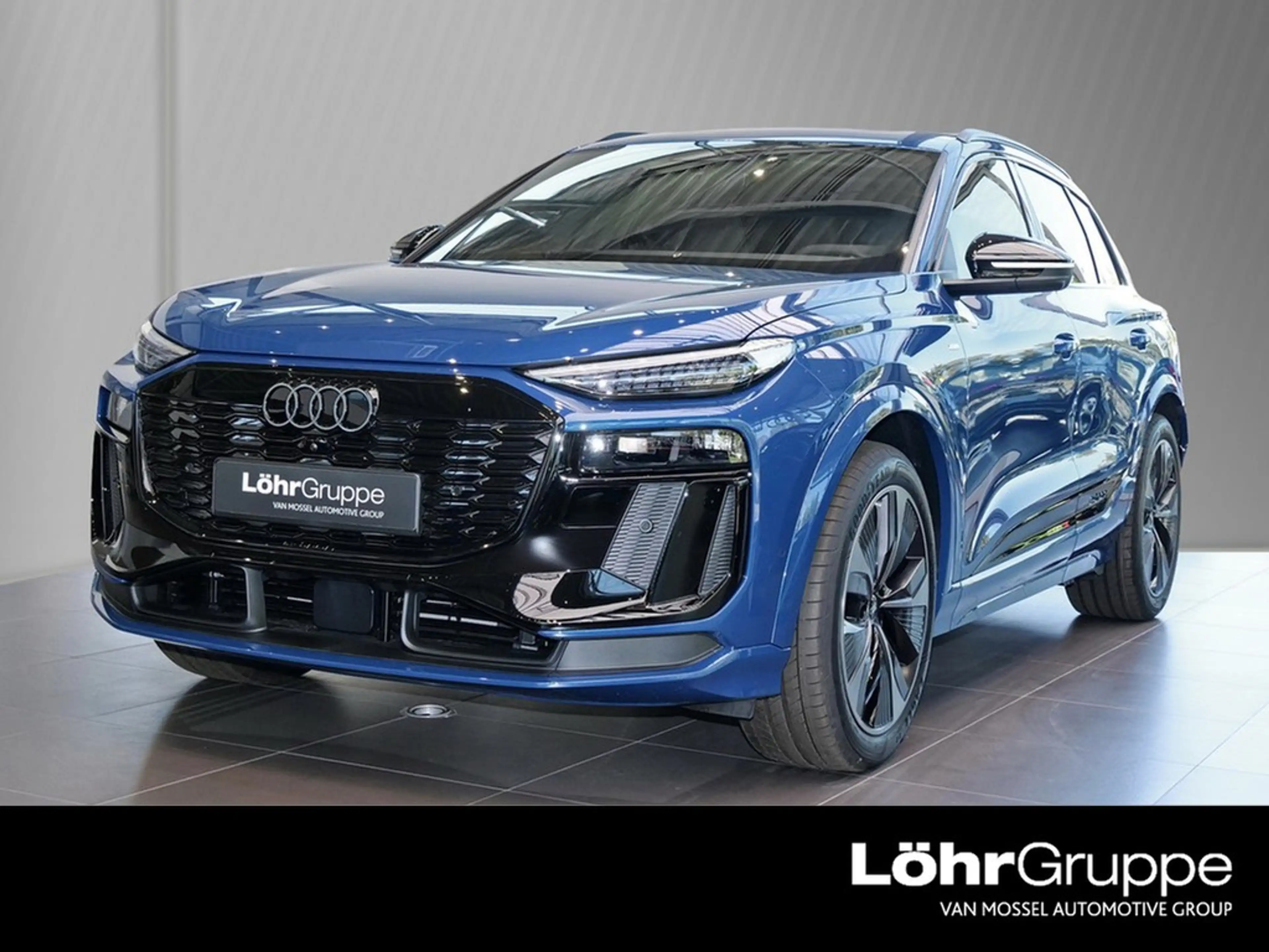 Audi e-tron S line business quattro 315 kW / 428 PS