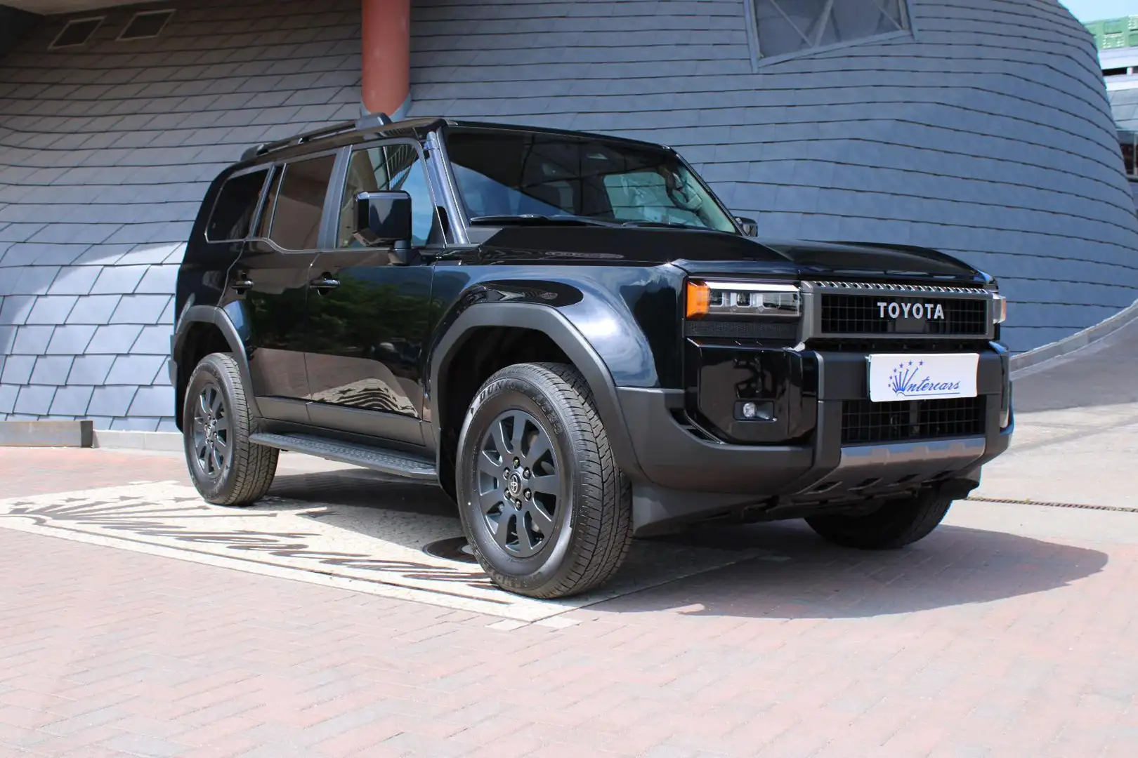 Toyota Land Cruiser 2.8 D4D A/T AWD Adventure Nero - 2