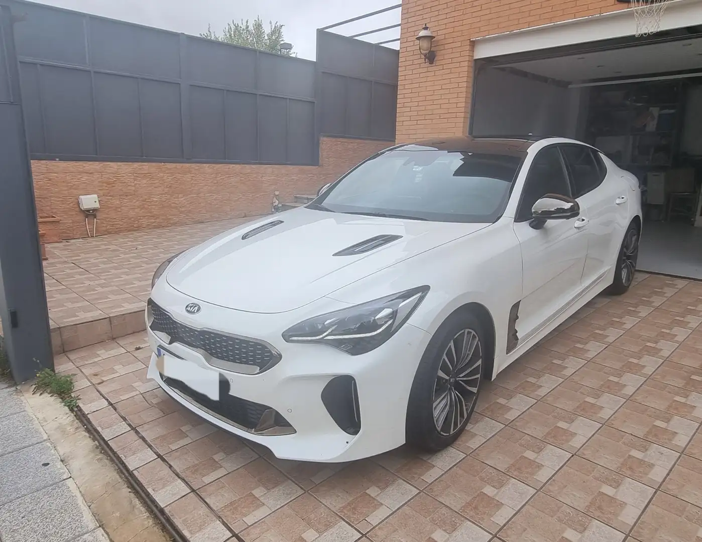 Kia Stinger 2.2CRDi GT Line 4x2 Aut. 200 - 1