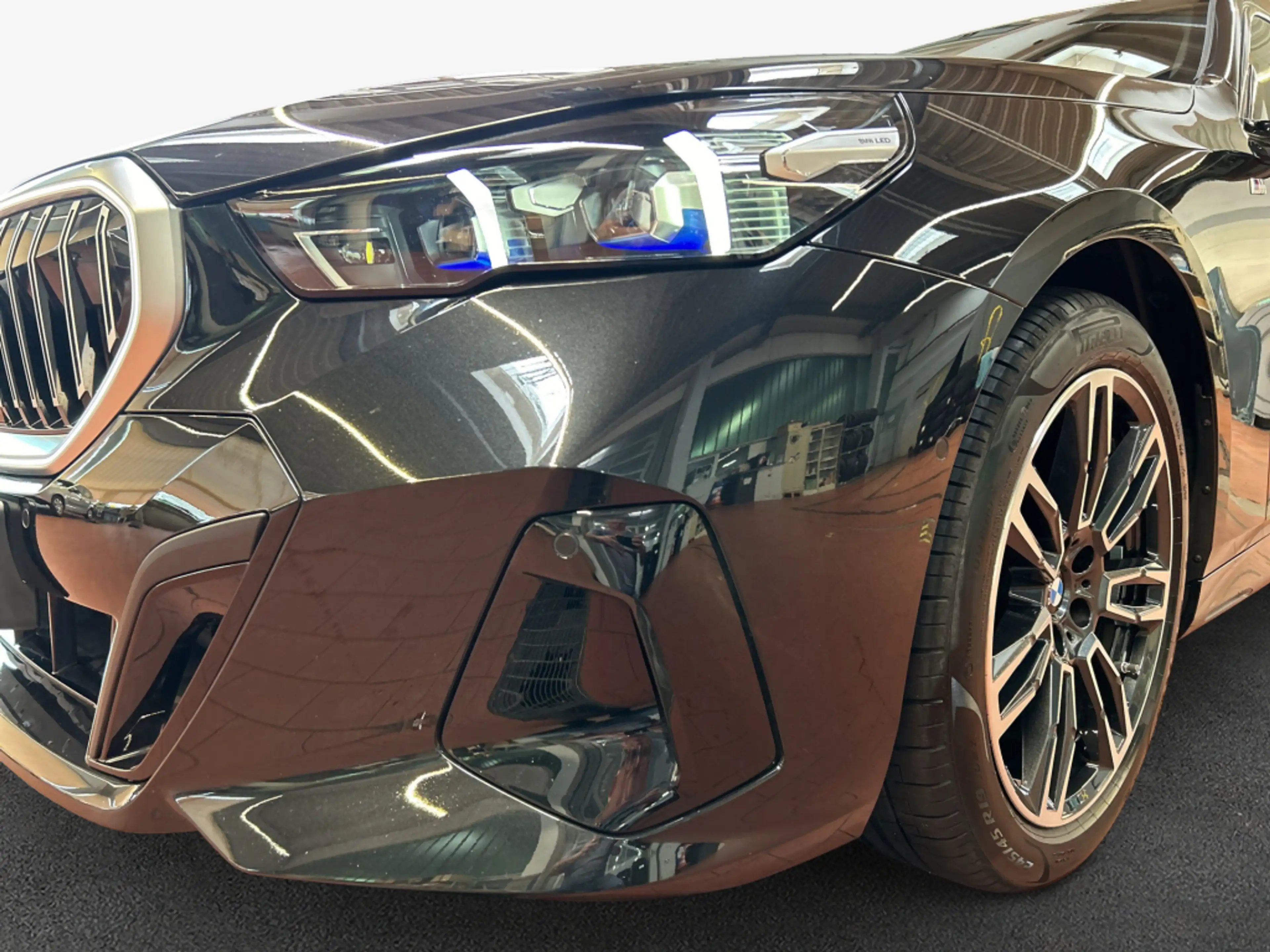 BMW 520 d Aut. M-Paket LED Bowers & Wilkins Standheizun — photo 7