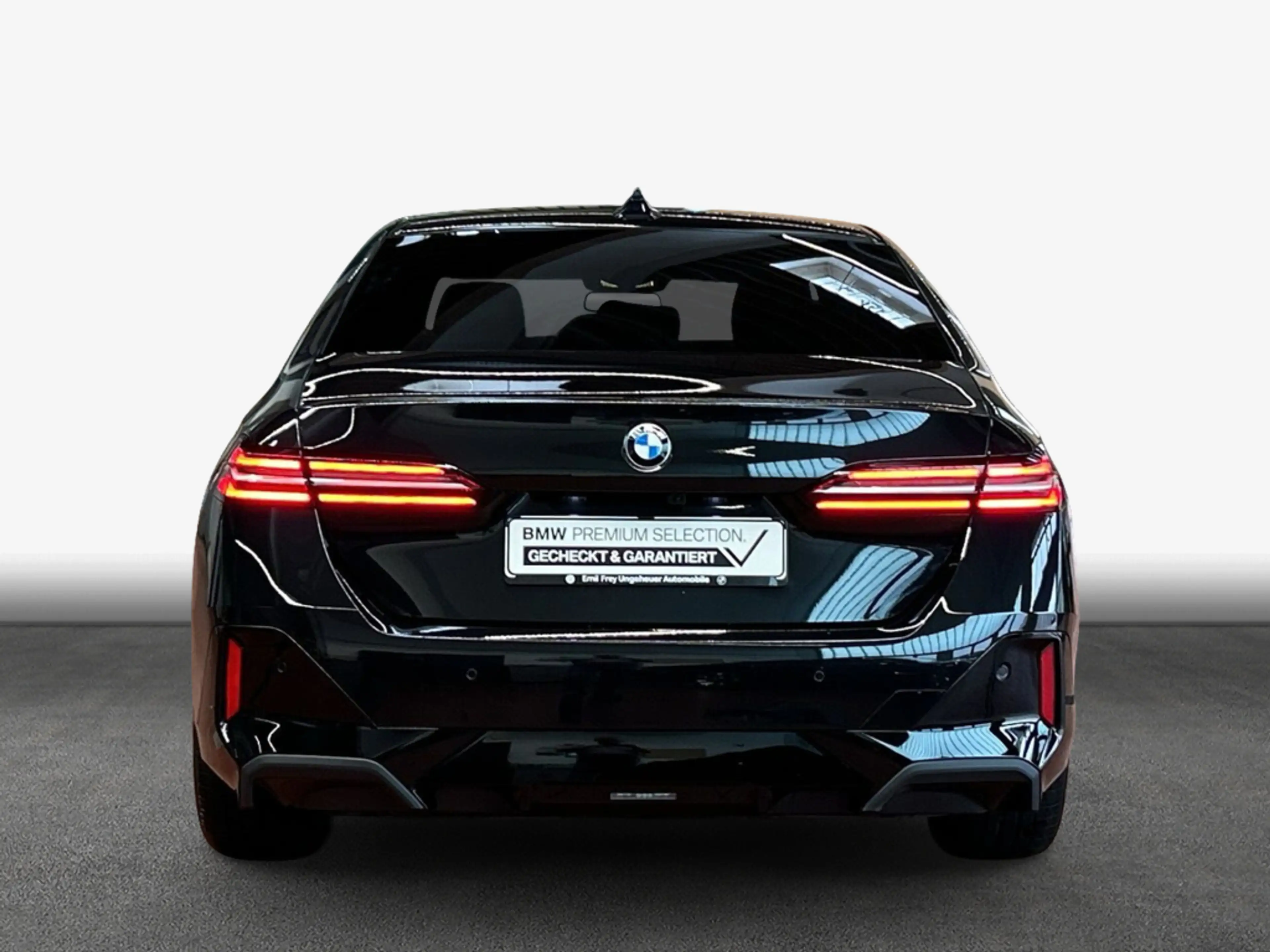 BMW 520 d Aut. M-Paket LED Bowers & Wilkins Standheizun — photo 6
