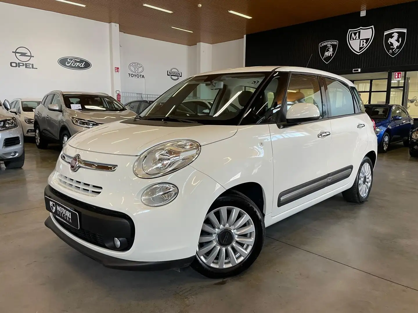 Fiat 500L 500L 1.3 mjt Pop Star 95cv Bílá - 1