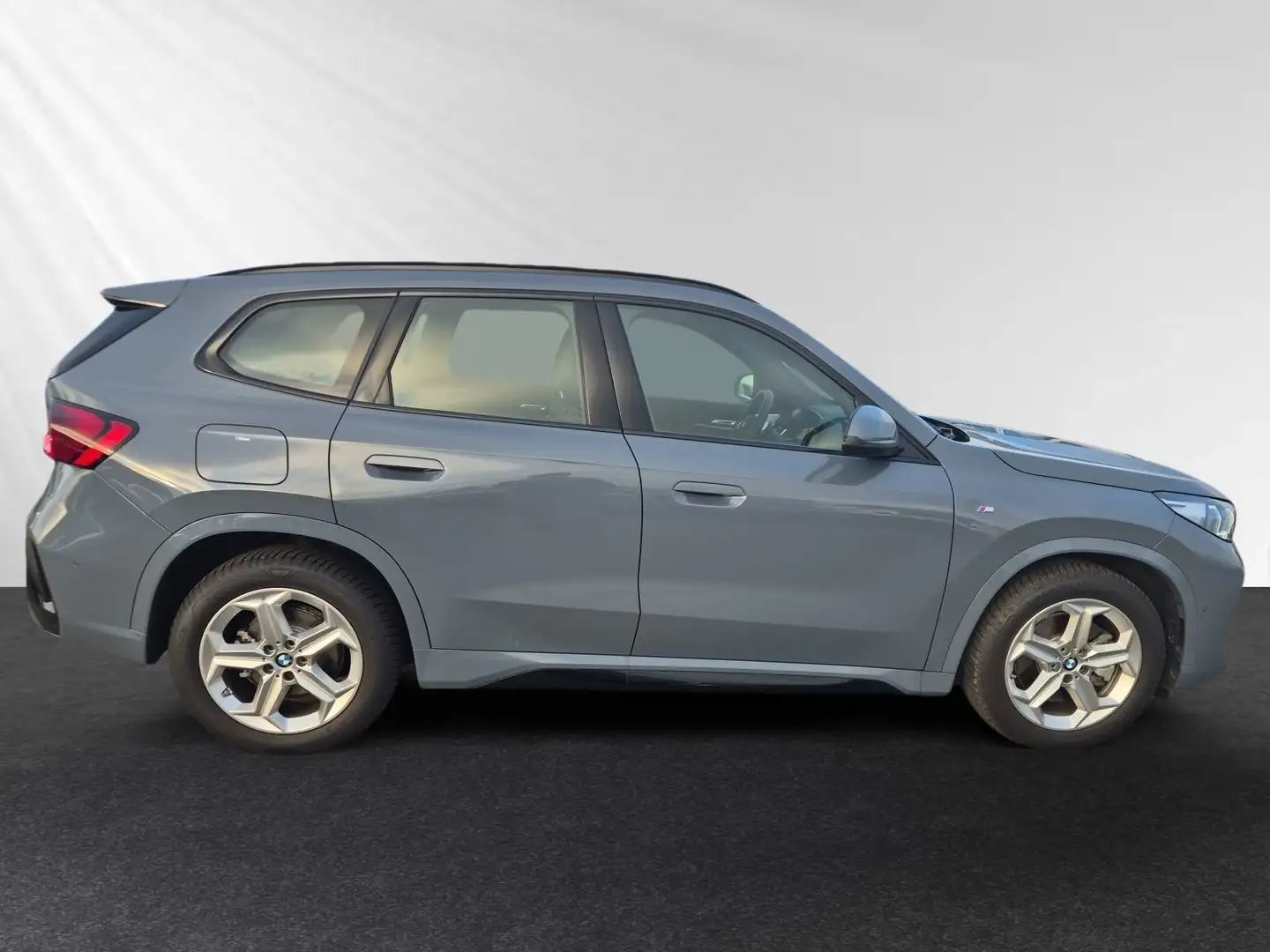 BMW X1 xDrive23d M Sportpaket|DA+|Harman/Kardon Grau - 2