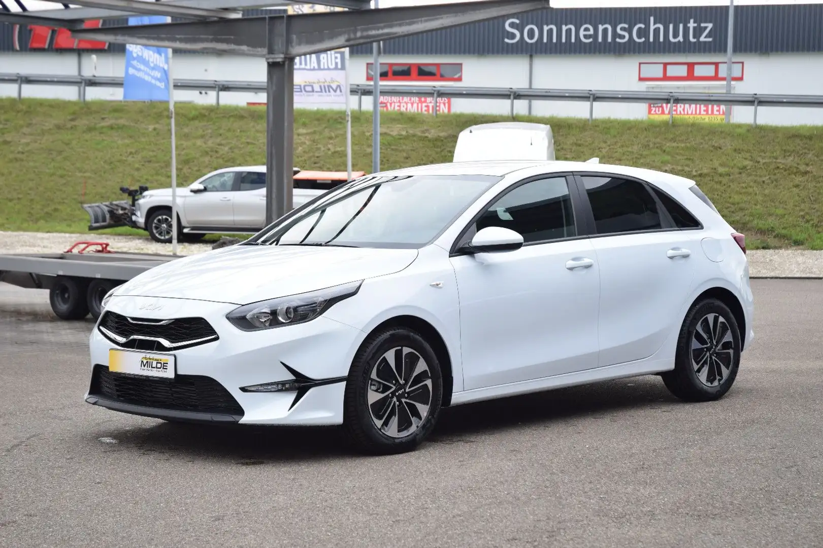 Kia Ceed / cee'd CEED 1.5 T-GDi 140 PS SHZ KAMERA NAVI PRIVACY Blanc - 1