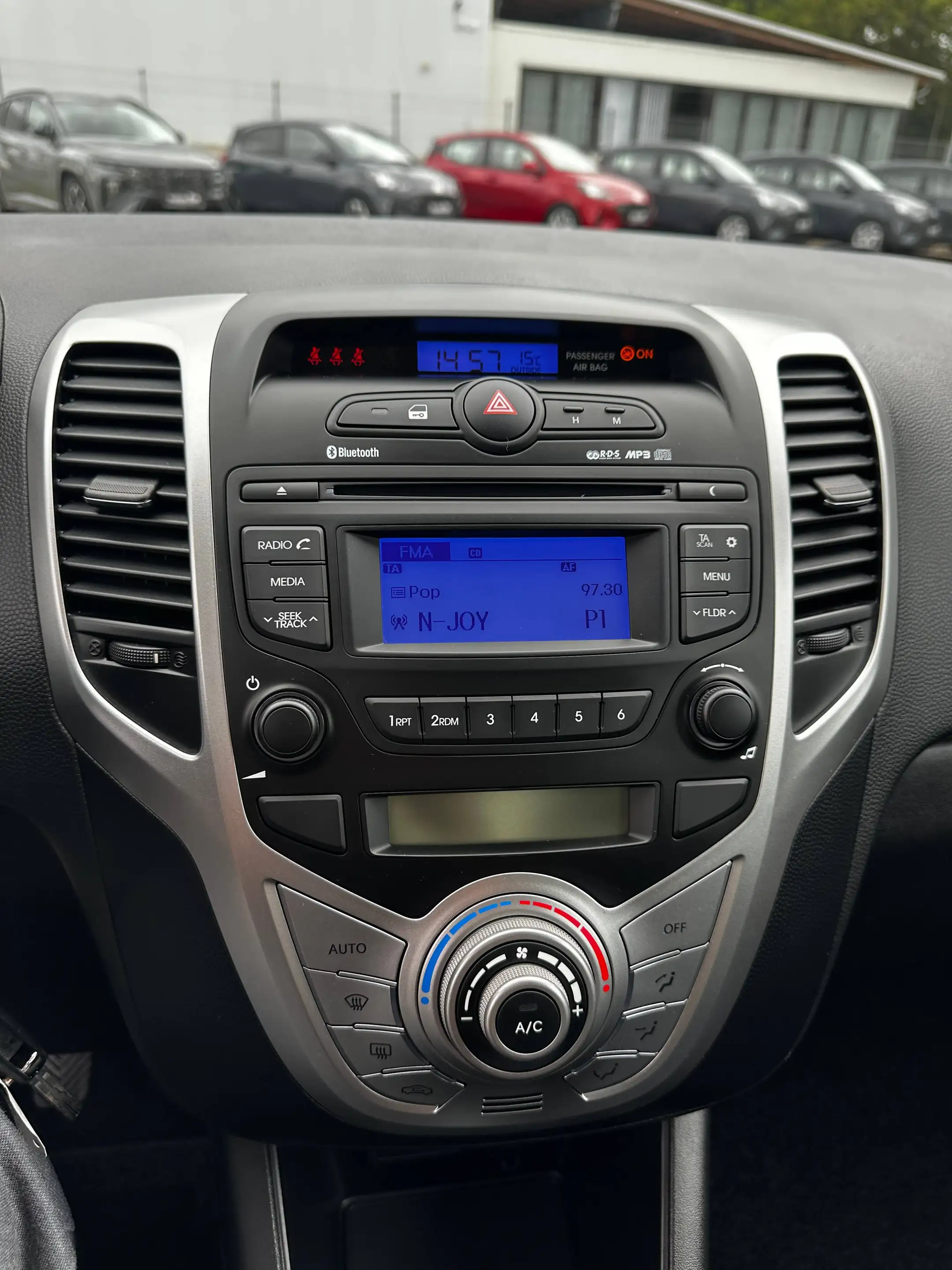Hyundai iX20 1.4 Trend | Klima | Allwetter | AHK — photo 12