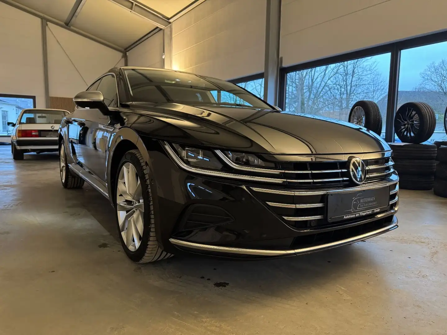 Volkswagen Arteon SB 1.4 eHybrid Elegance Matrix/AHK/Kam Noir - 2