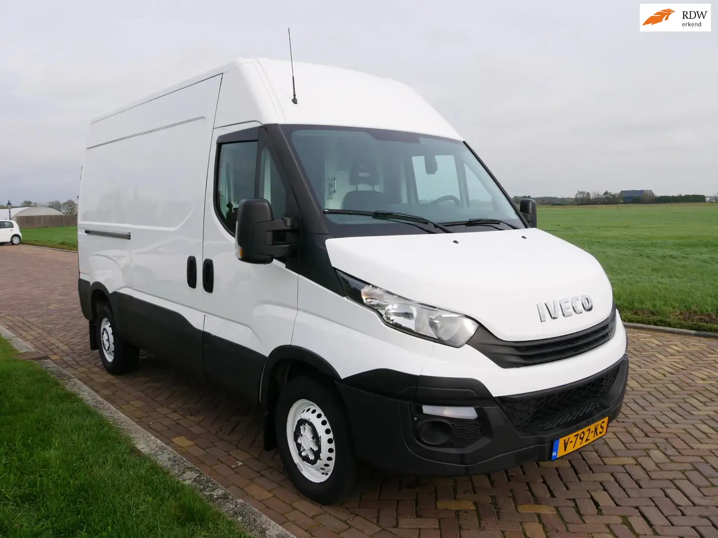 Iveco Daily 35S12V 2.3 352 H3 L ** 8499 EX BTW ** Wit - 1