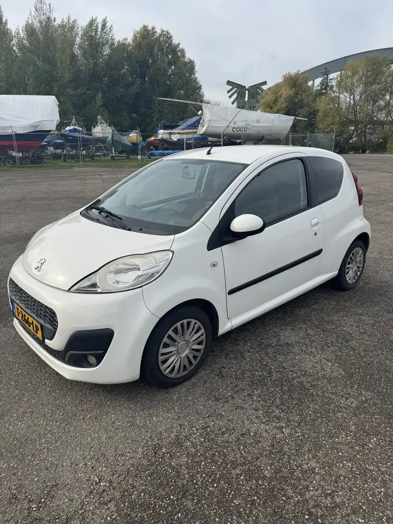 Peugeot 107 1.0 Active Wit - 2