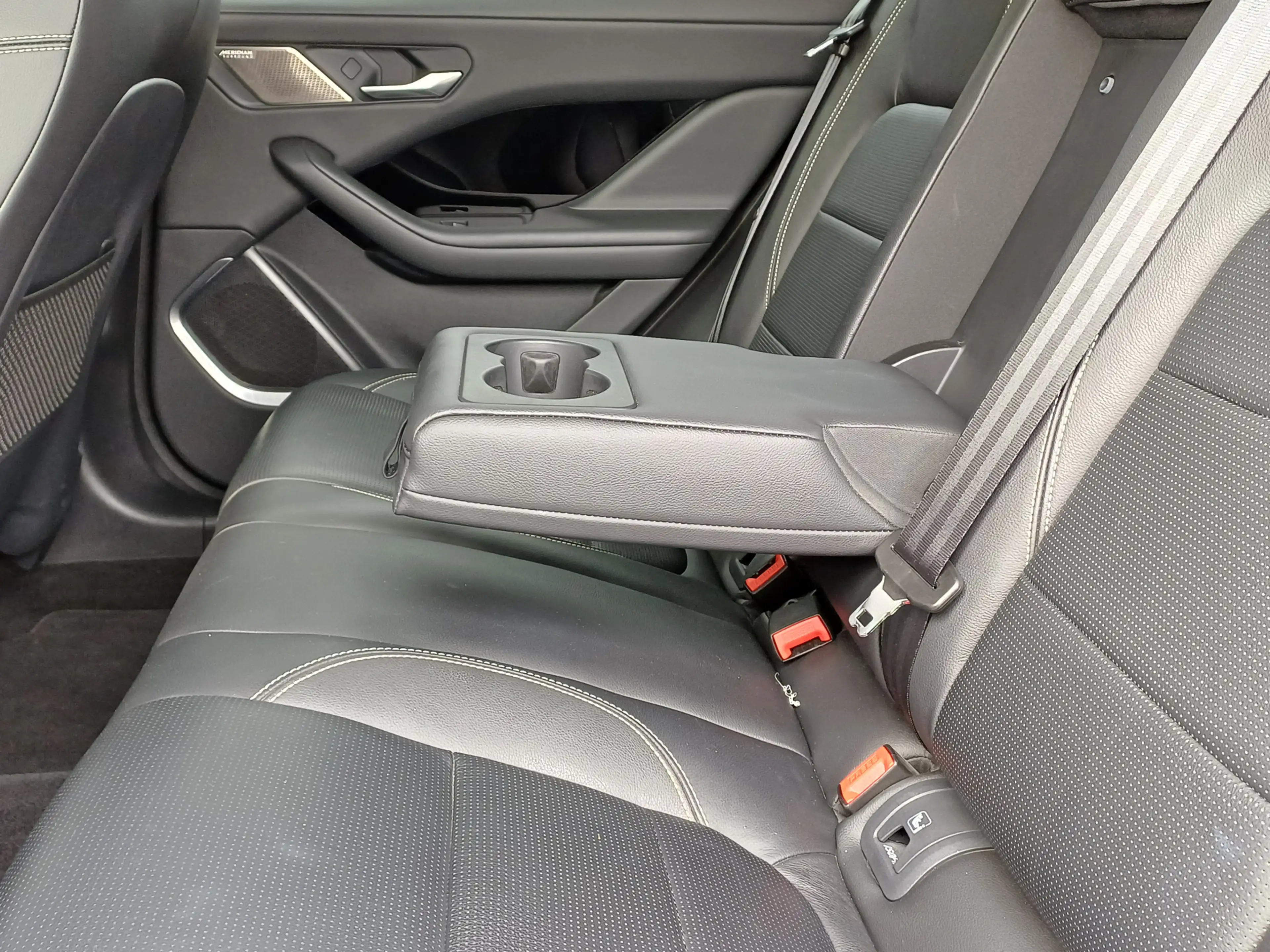 Jaguar I-Pace EV400 S 90 kWh | 3-FASE LADER | Panoramadak |  Mer — photo 11
