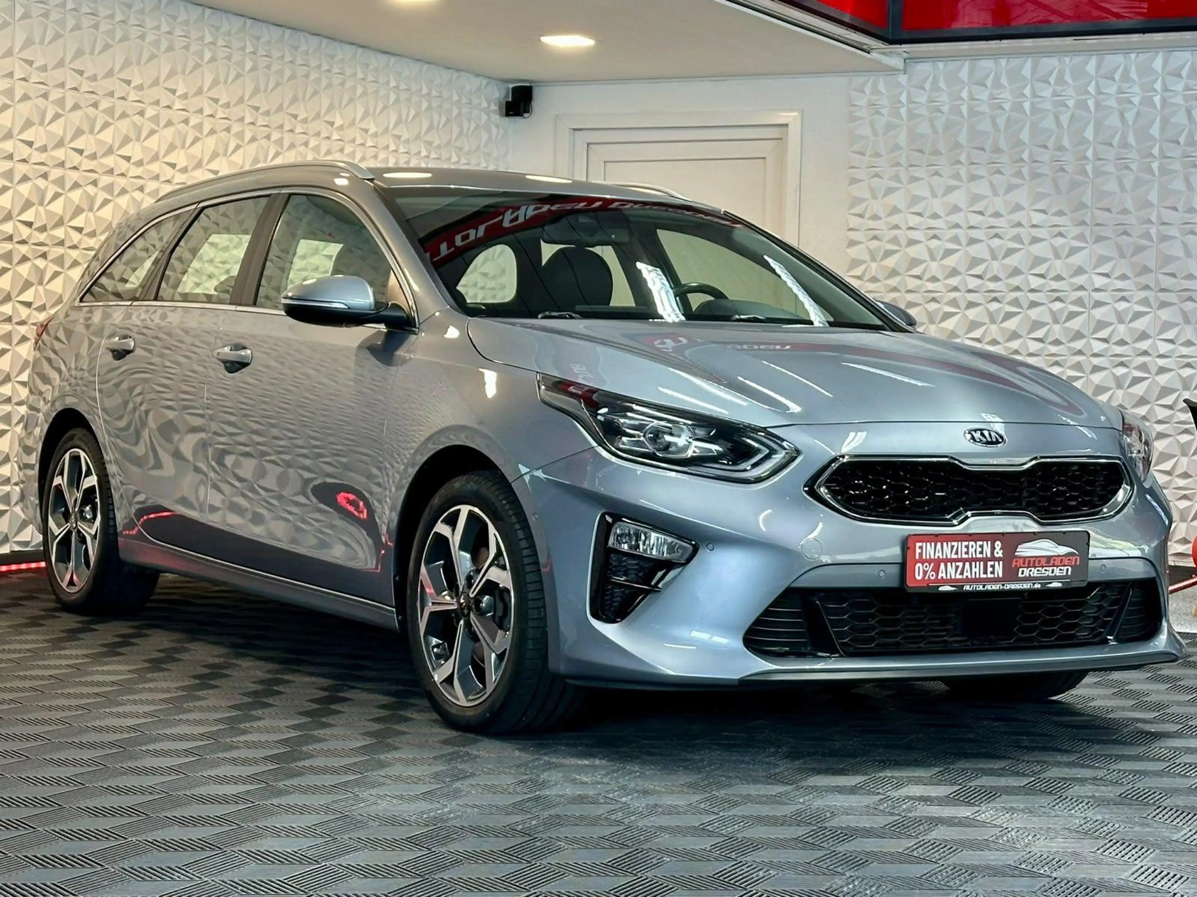 Kia Ceed SW / cee'd SW Ceed SW 1.4TGDI SPIRIT JBL#LED#4xSHZ#LH#NAV#KEYL — photo 2