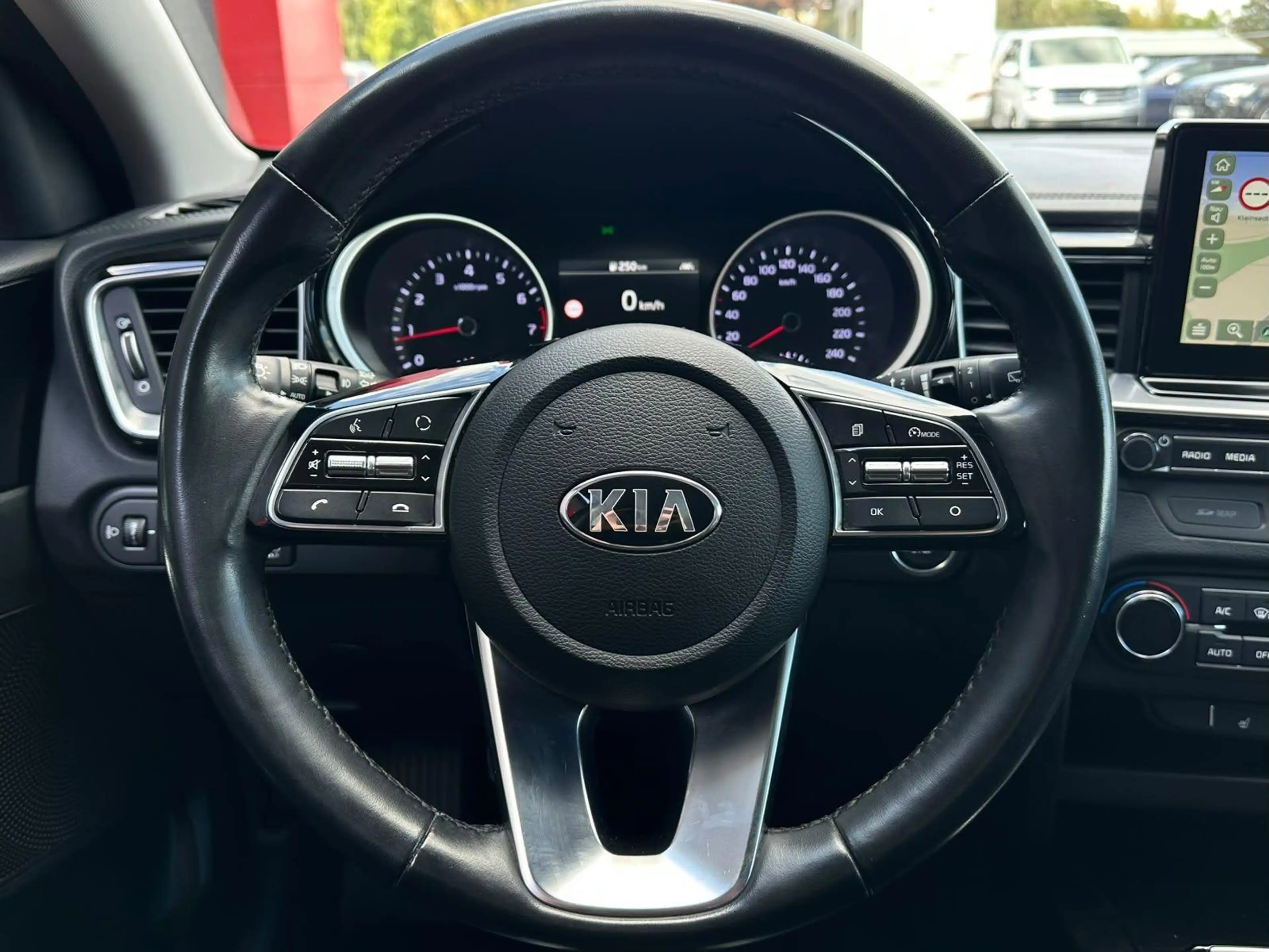 Kia Ceed SW / cee'd SW Ceed SW 1.4TGDI SPIRIT JBL#LED#4xSHZ#LH#NAV#KEYL — photo 14