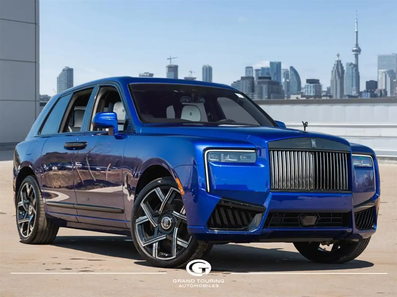 Rolls-Royce Cullinan снимка Rolls-Royce Cullinan