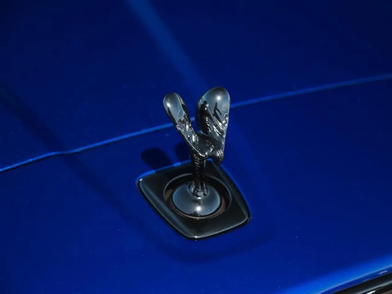 Rolls-Royce Cullinan снимка Rolls-Royce Cullinan