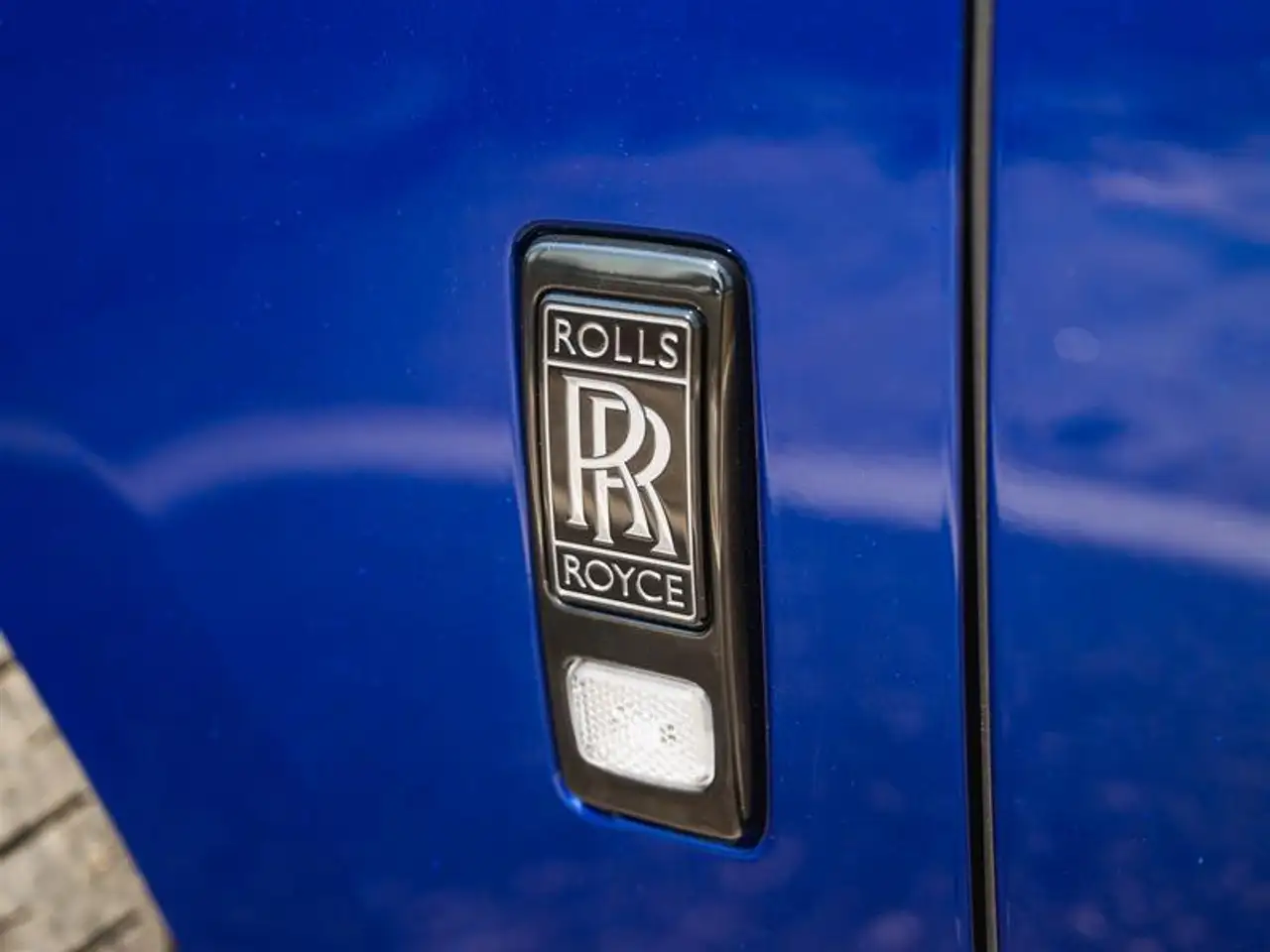 Rolls-Royce Cullinan снимка Rolls-Royce Cullinan