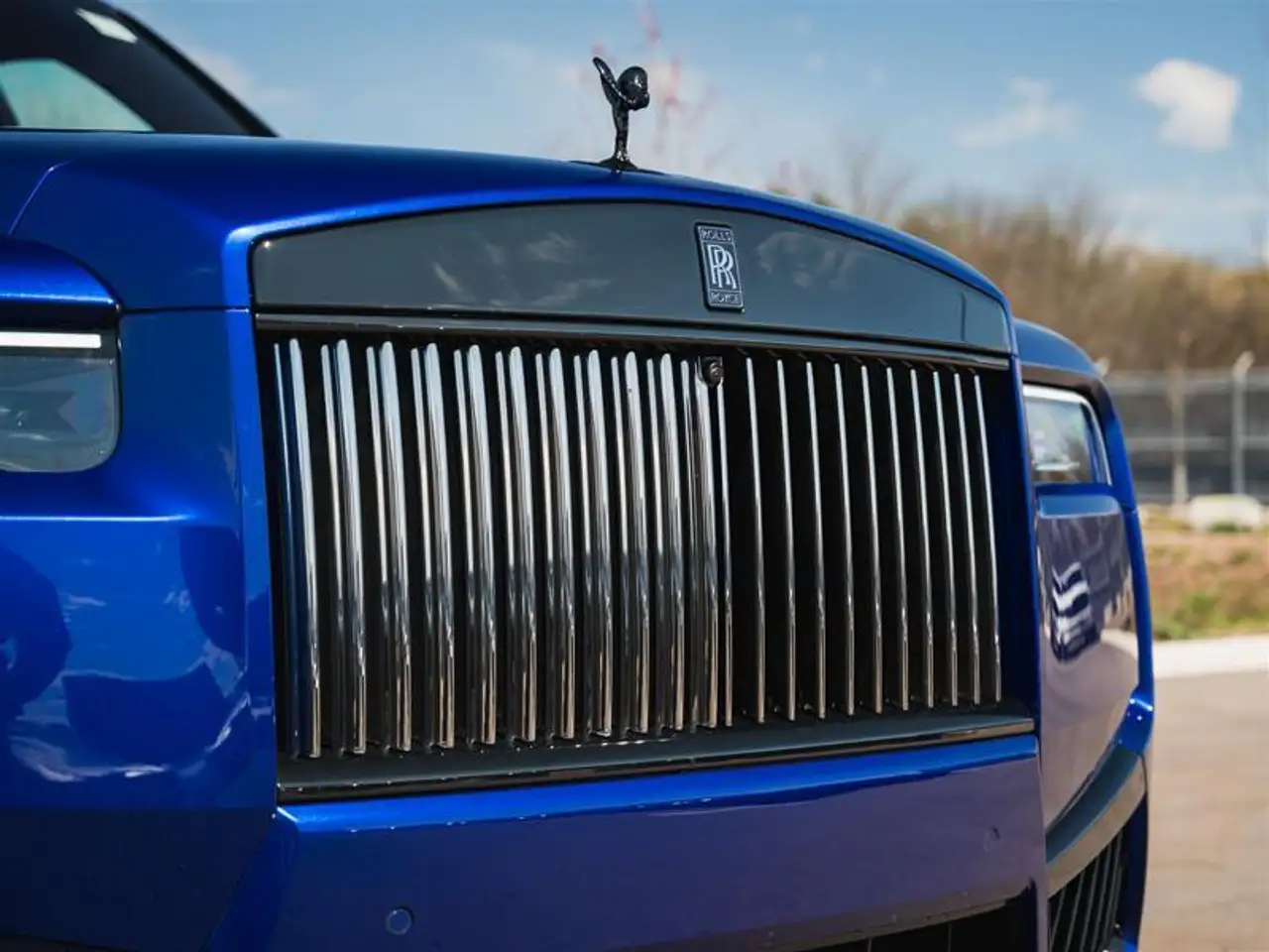 Rolls-Royce Cullinan снимка Rolls-Royce Cullinan