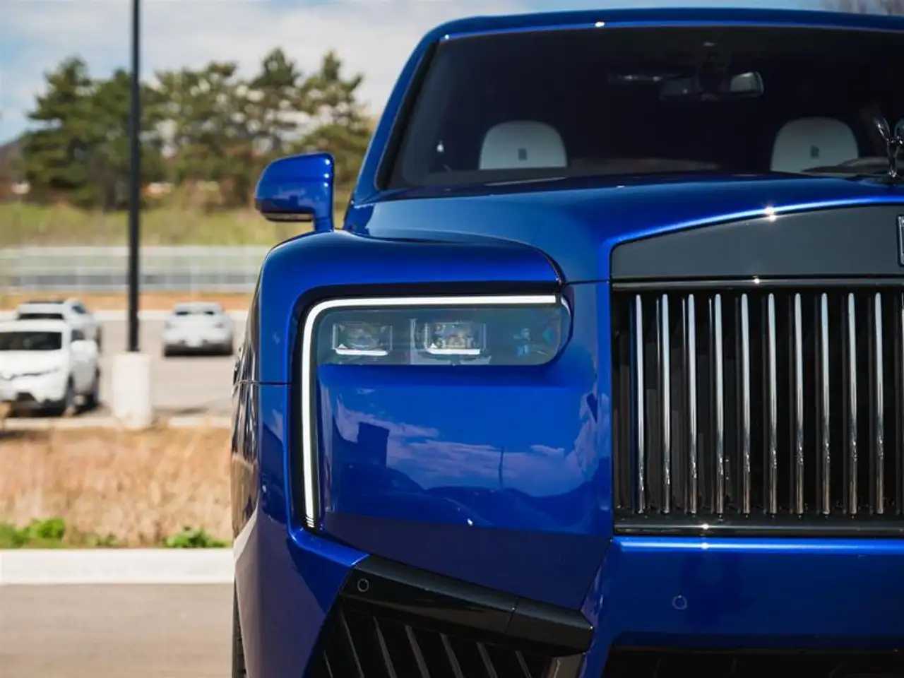 Rolls-Royce Cullinan снимка Rolls-Royce Cullinan