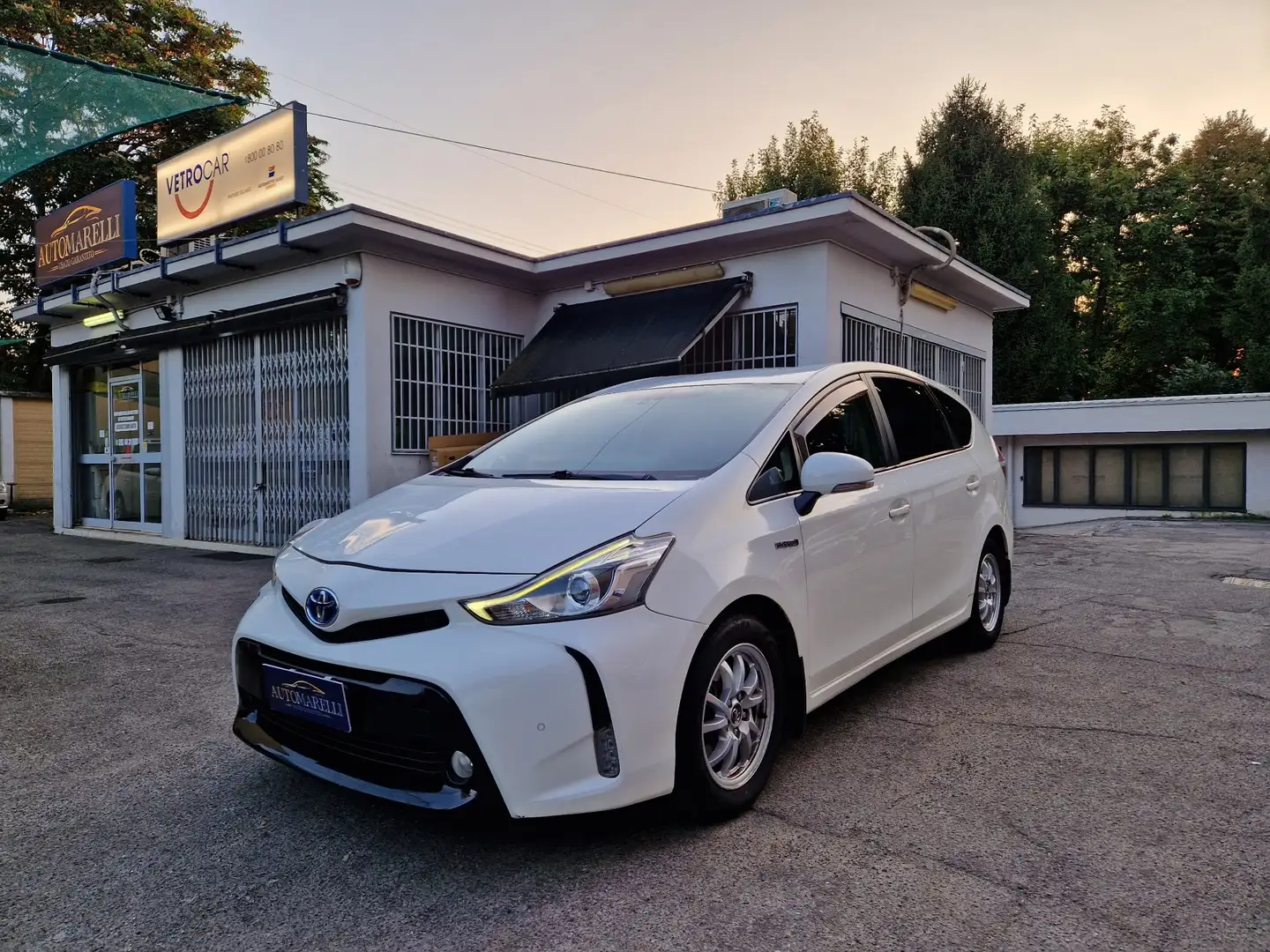 Toyota Prius+ 1.8h Lounge ecvt Blanc - 1