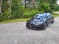 Alfa Romeo Giulia Quadrifoglio 2,9T V6 510 AT RWD Schwarz - thumbnail 1