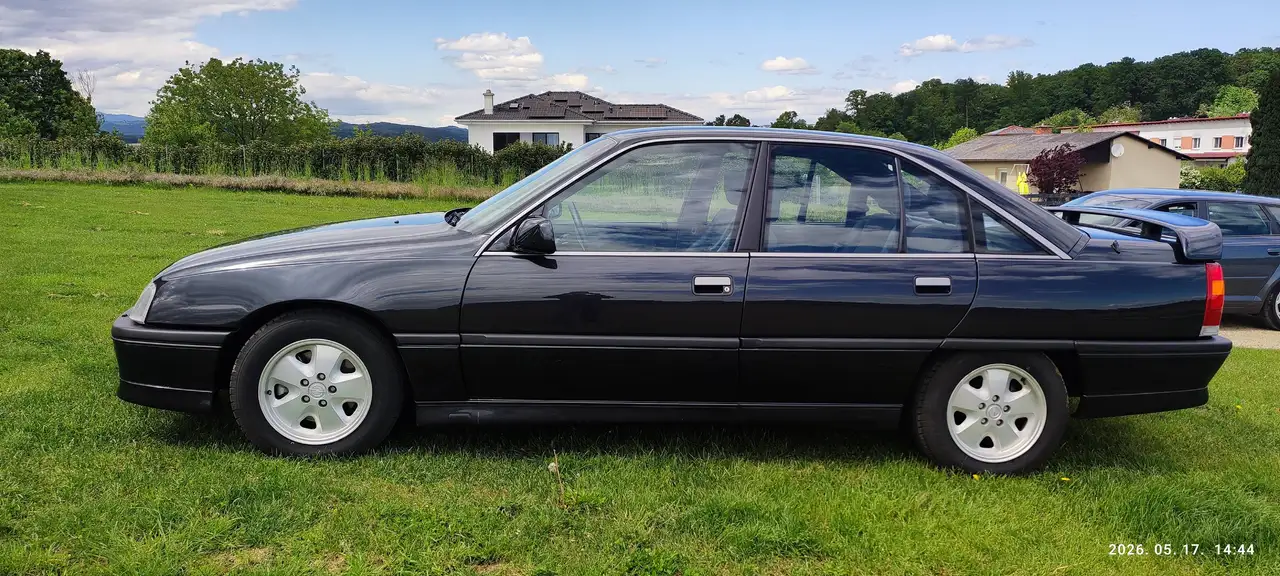 Opel Omega 3000 24V 3,0 i, foto 7
