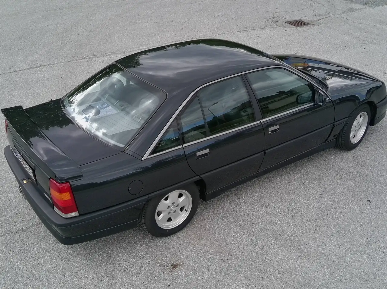Opel Omega 3000 24V 3,0 i, foto 3