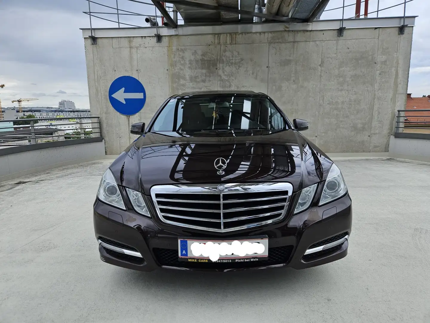 Mercedes-Benz E 220 E 220 Avantgarde Maro - 1