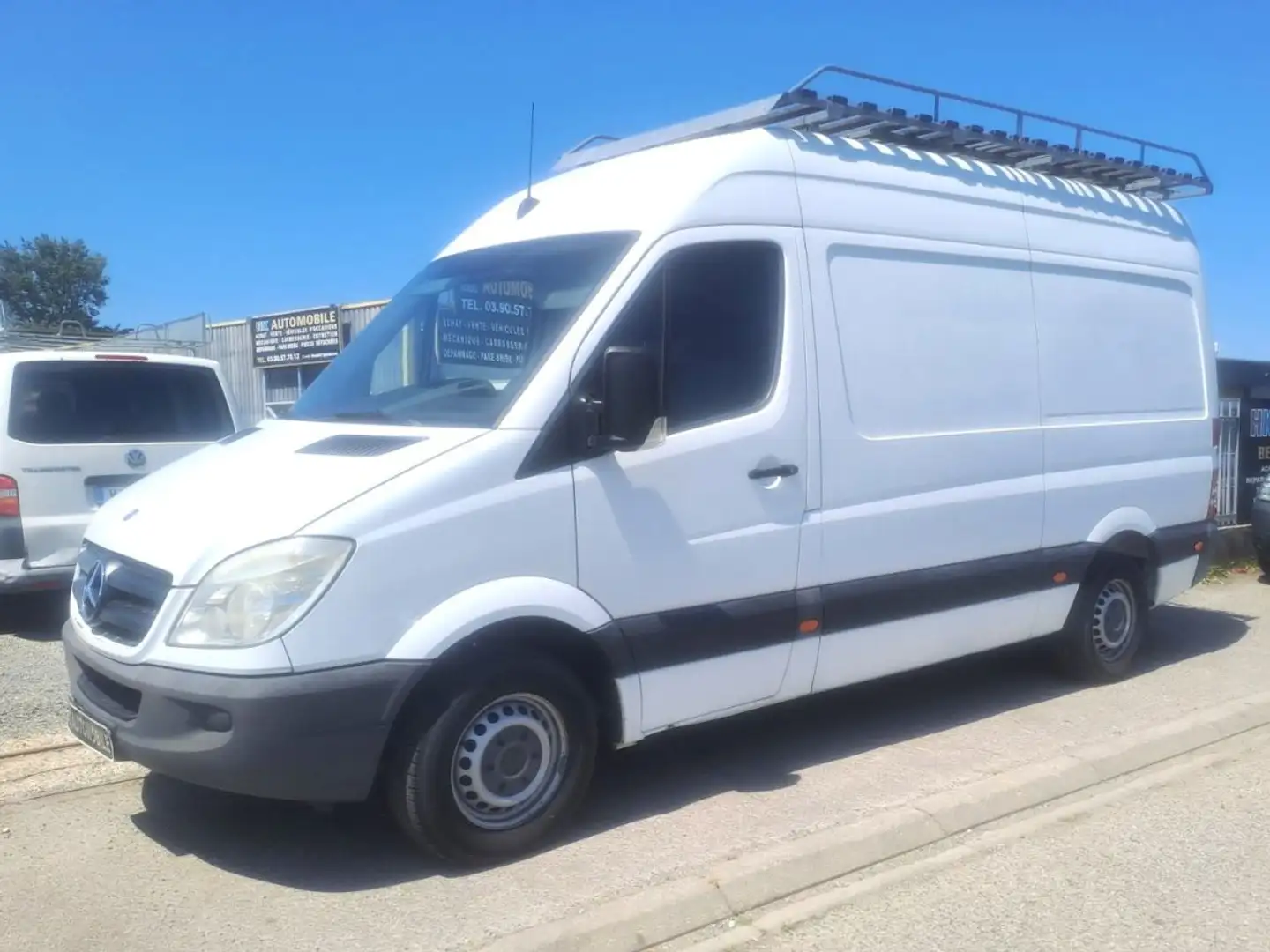 Mercedes-Benz Sprinter II 310 CDI 37 2.2 D DPF Fourgon moyen tôlé 3.5T 95 Blanc - 1
