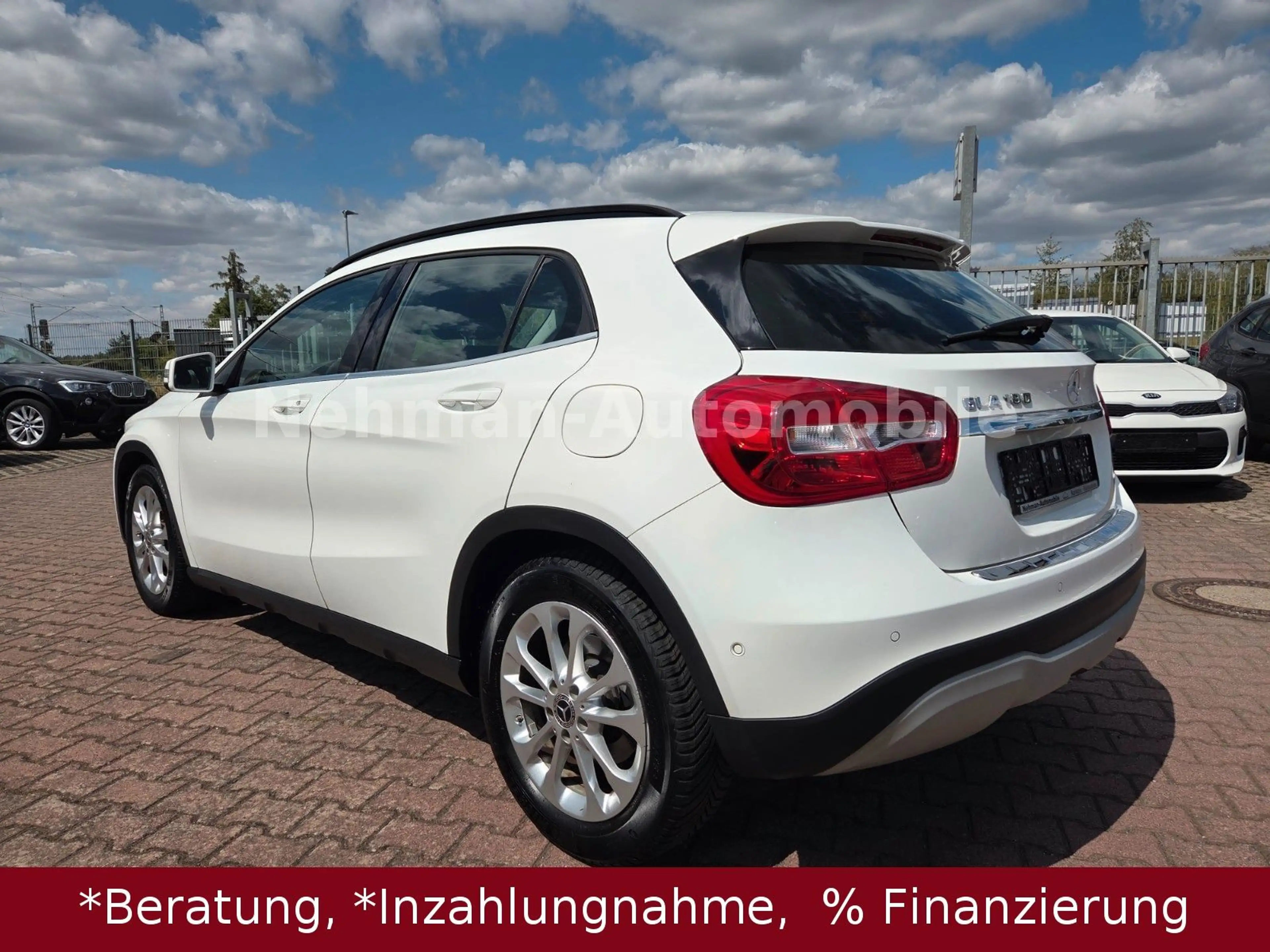 Mercedes-Benz GLA 180 GLA Style Automatik — photo 4