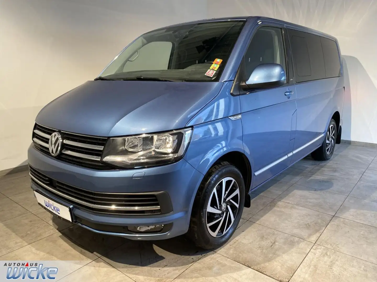 Volkswagen T6 Transporter Bus 2.0 TDI Multivan Comfortline NA Bleu - 2