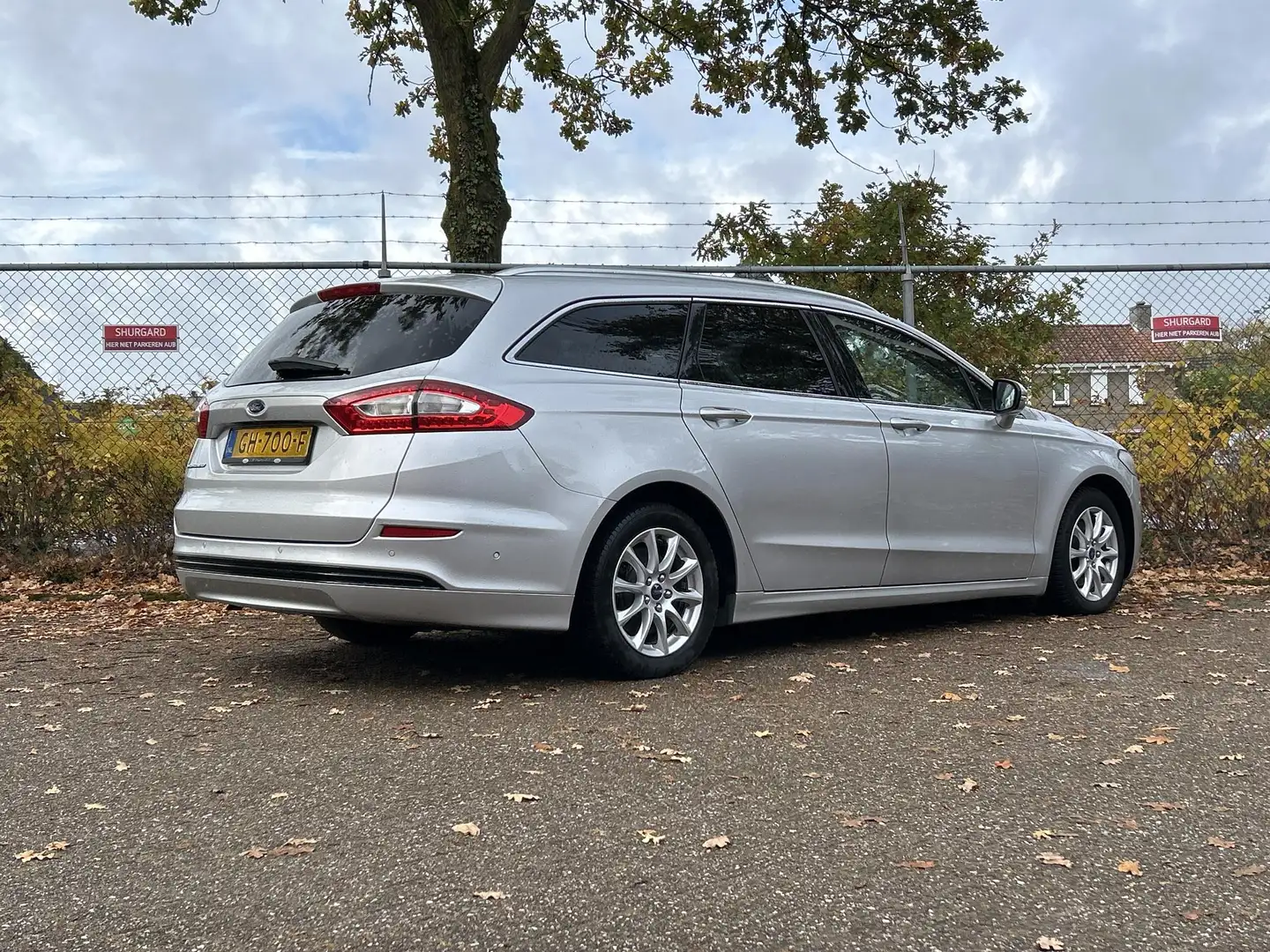Ford Mondeo Wagon 2.0 TDCi Titanium | Climate | Cruise | Navi Grijs - 2