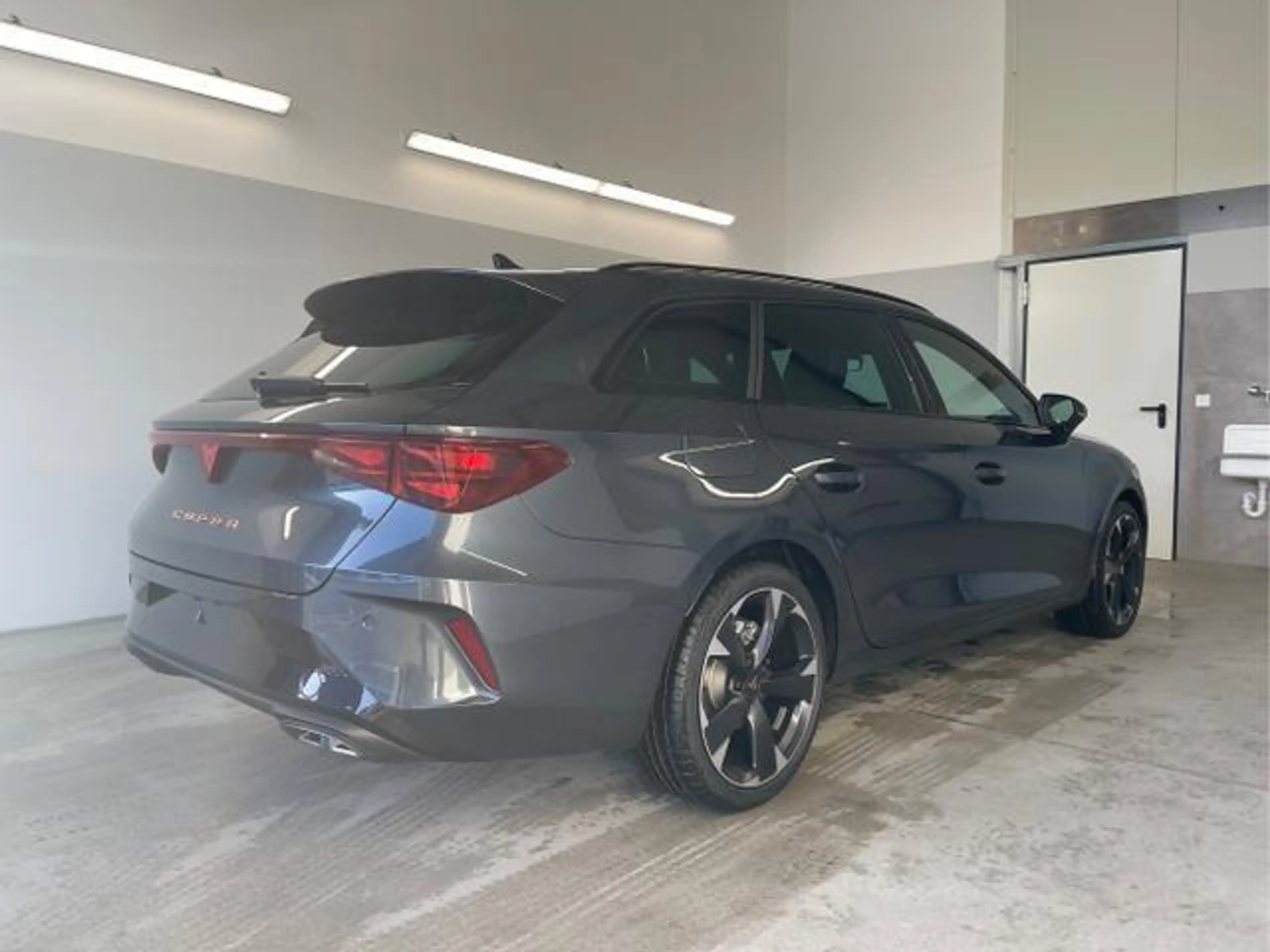 CUPRA Leon ST 150PS TDI DSG AHK+Sitzheiz+Kessy+Lenkradheiz+eH — photo 4