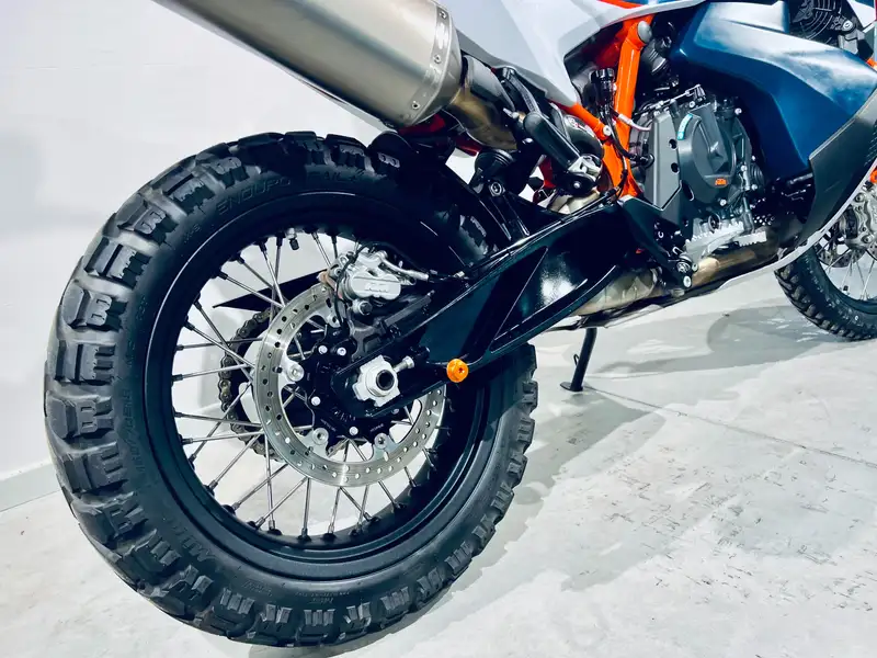KTM 890 Adventure - foto 7