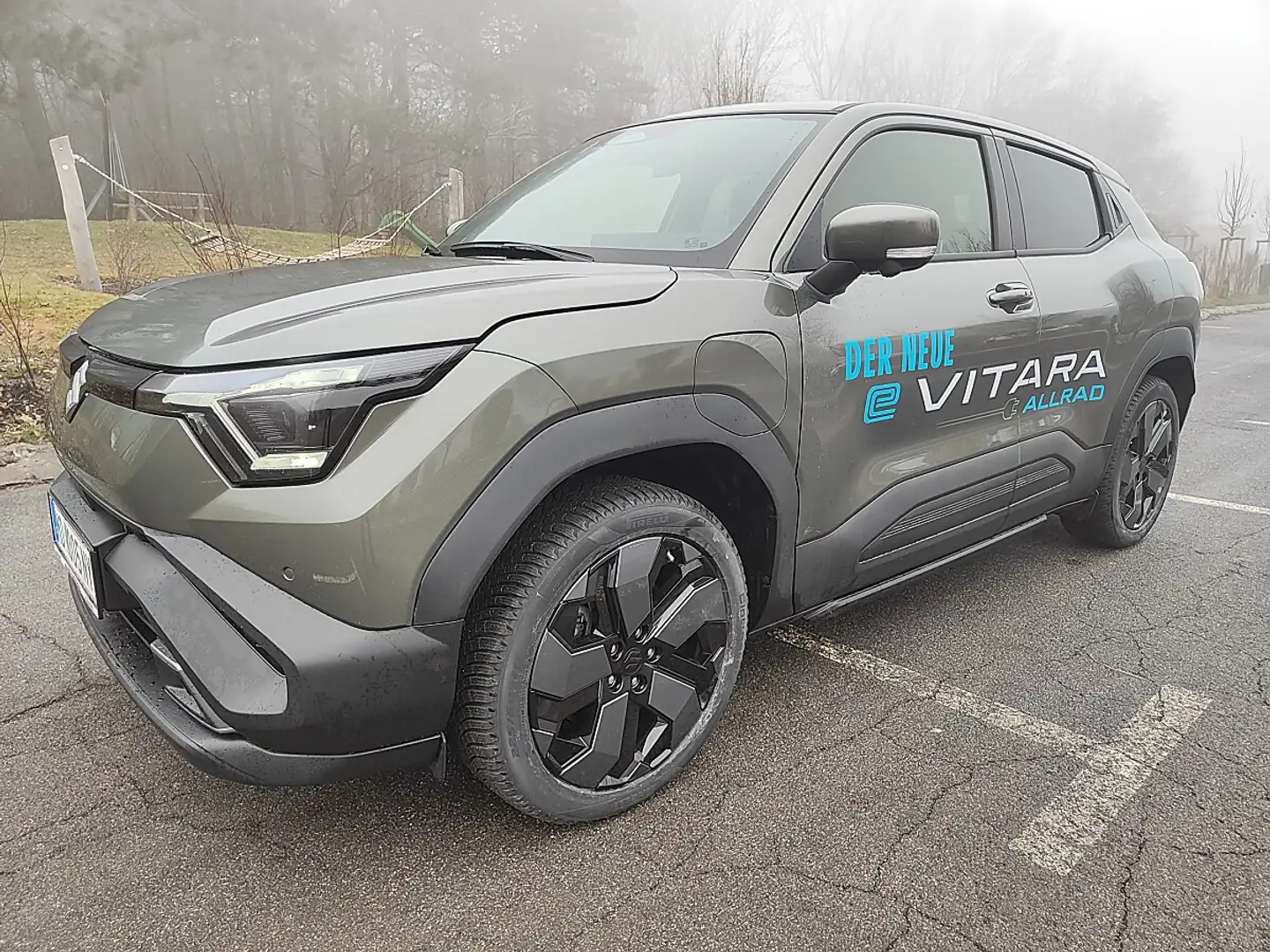 Suzuki Vitara Der e  61kWh GL+ Allgrip-e Flash Grün - 2