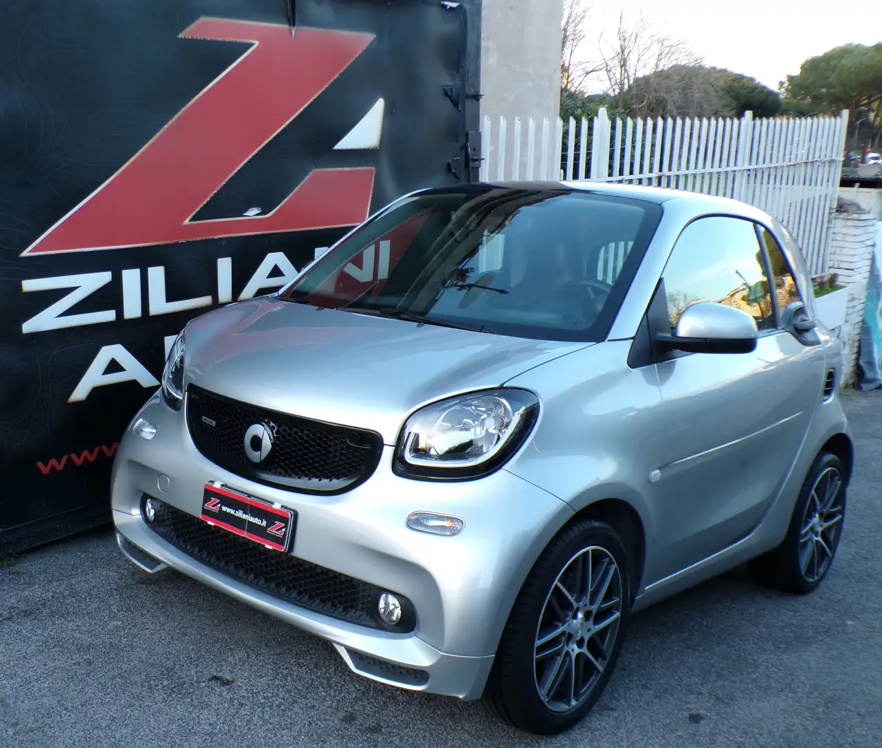 smart brabus Brabus Xclusive ..TUTTI I TAGL.MARCEDES.. Plateado - 1