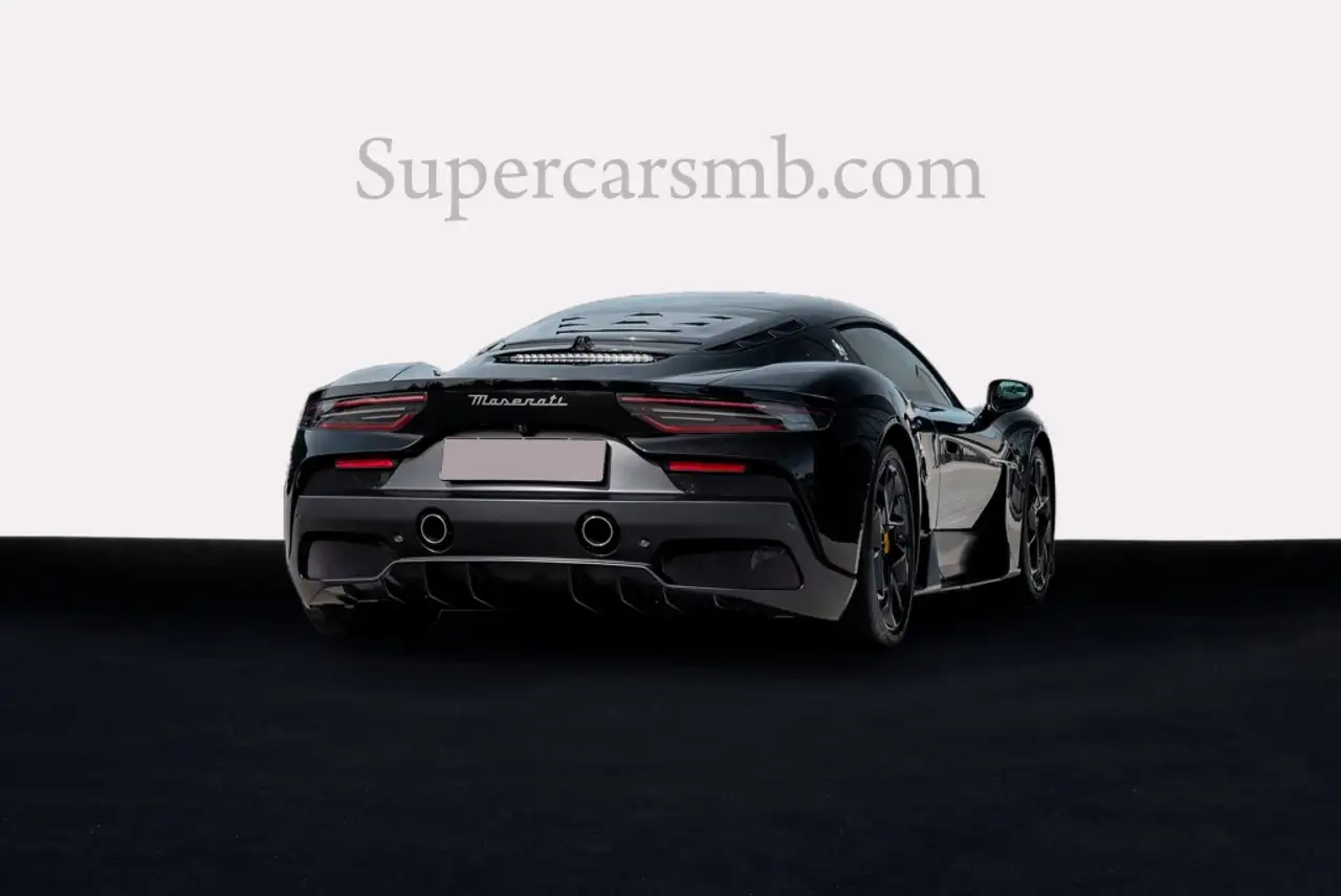 Maserati MC20 2023
