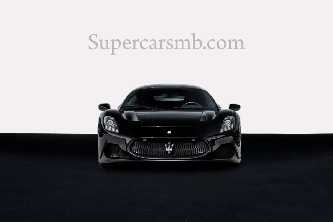 Maserati MC20 2023