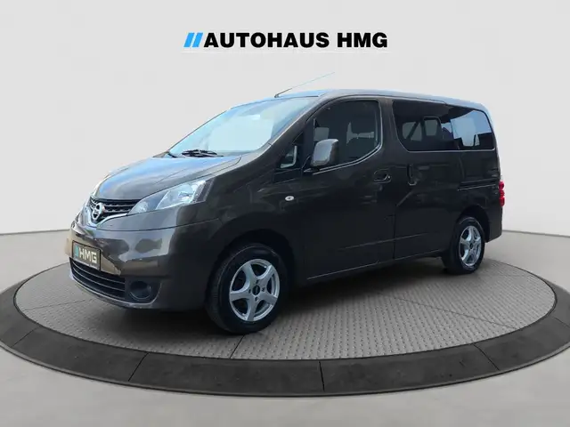 Nissan NV200 Evalia Tekna *7SITZE*NAVI*AHK*KAMERA*8FACH