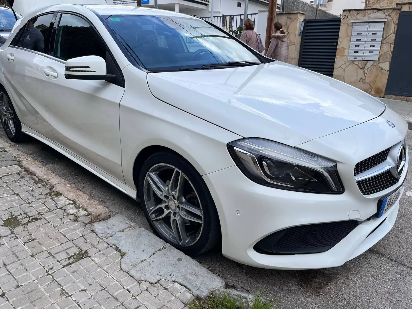 Mercedes-Benz A 200 A 200CDI BE Urban 4M 7G-DCT Urban Blanco - 1