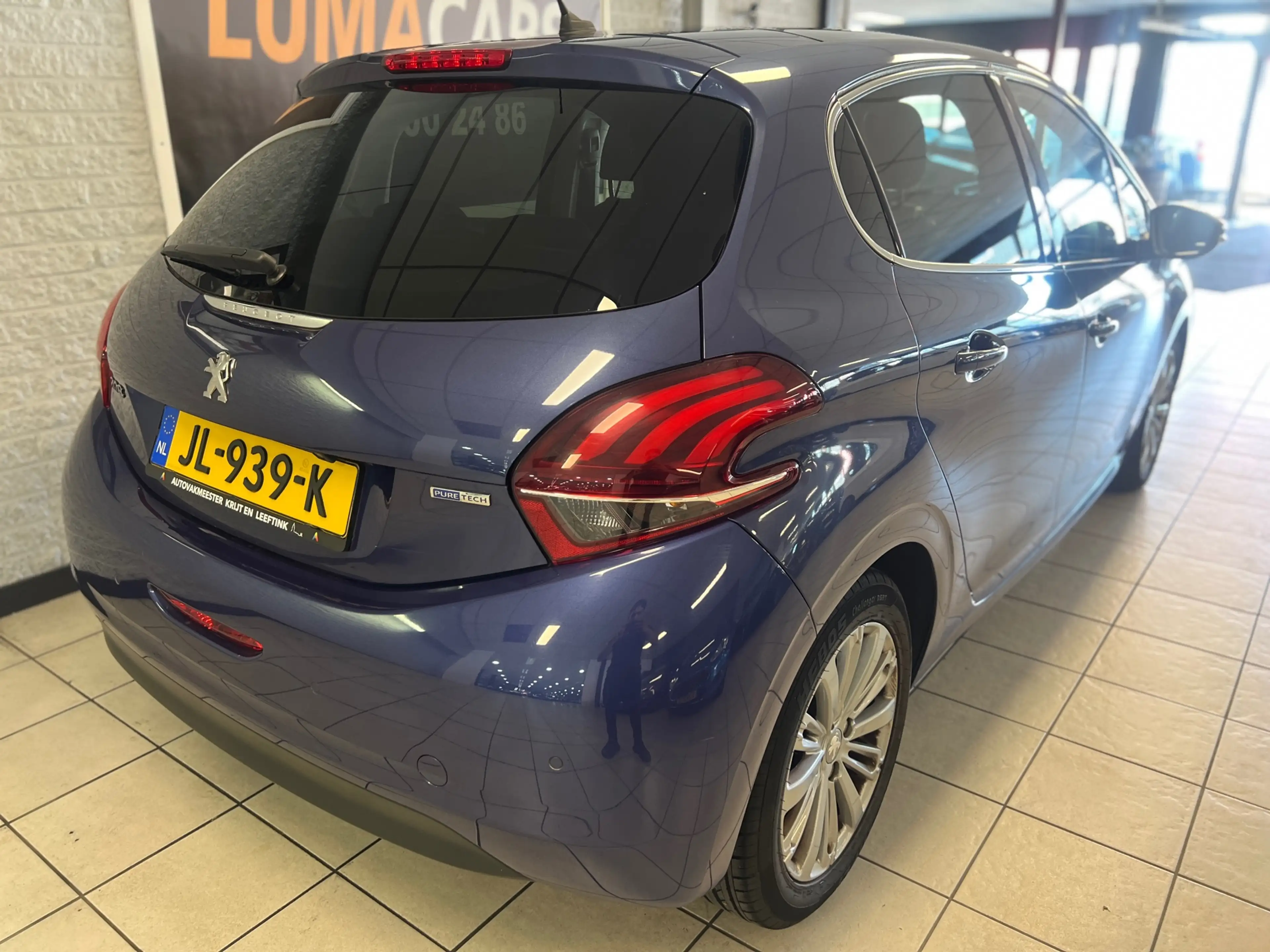 Peugeot 208 1.2 PureTech Allure | Nieuwe APK | Camera | pano — photo 6