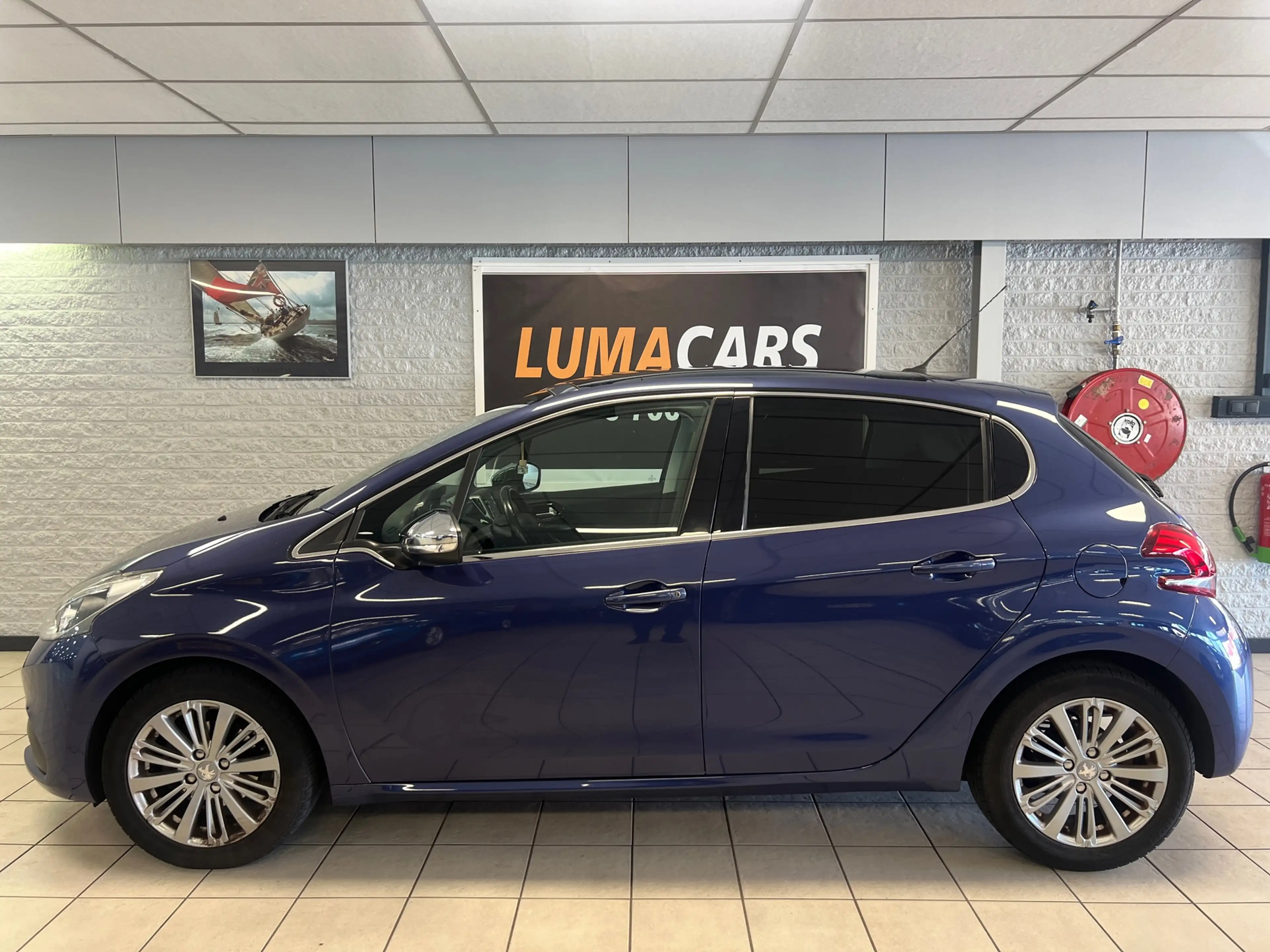 Peugeot 208 1.2 PureTech Allure | Nieuwe APK | Camera | pano — photo 5
