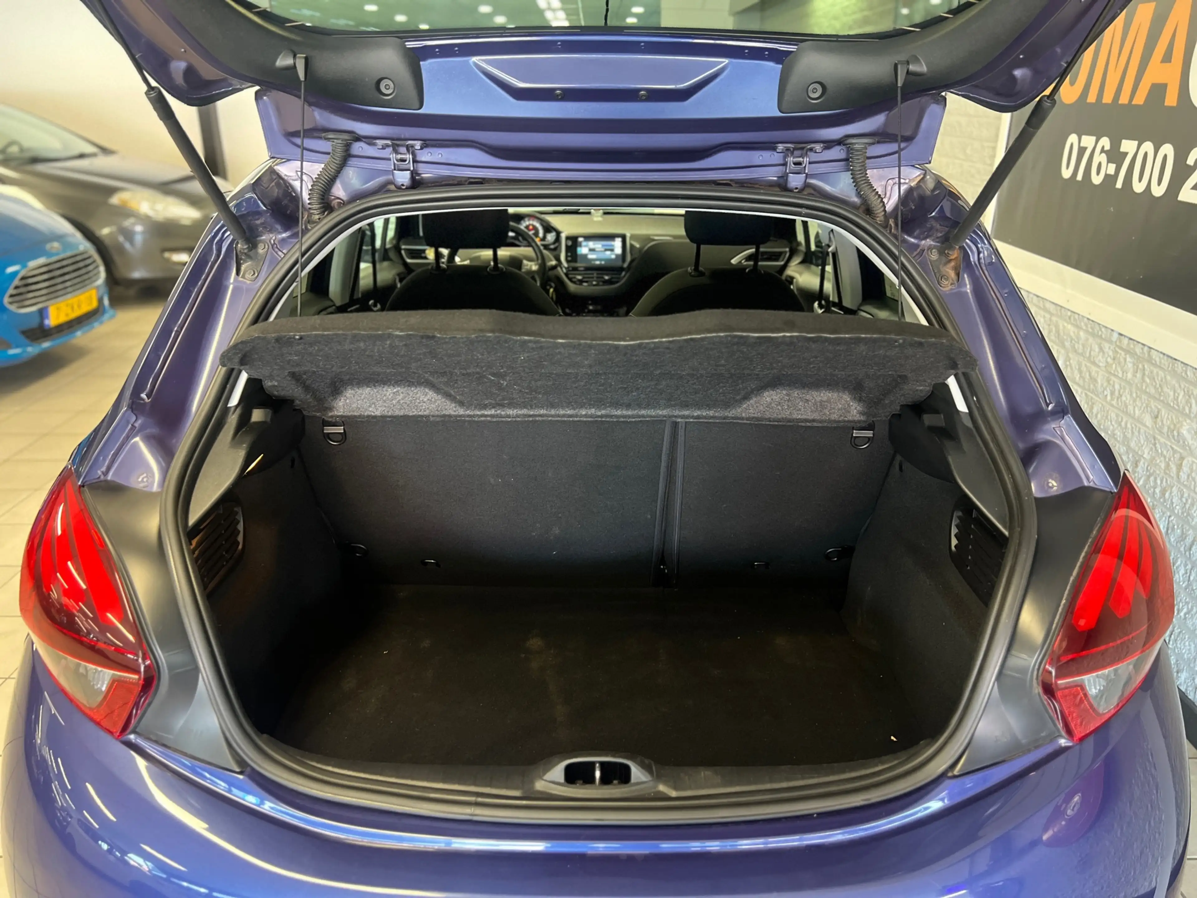 Peugeot 208 1.2 PureTech Allure | Nieuwe APK | Camera | pano — photo 9
