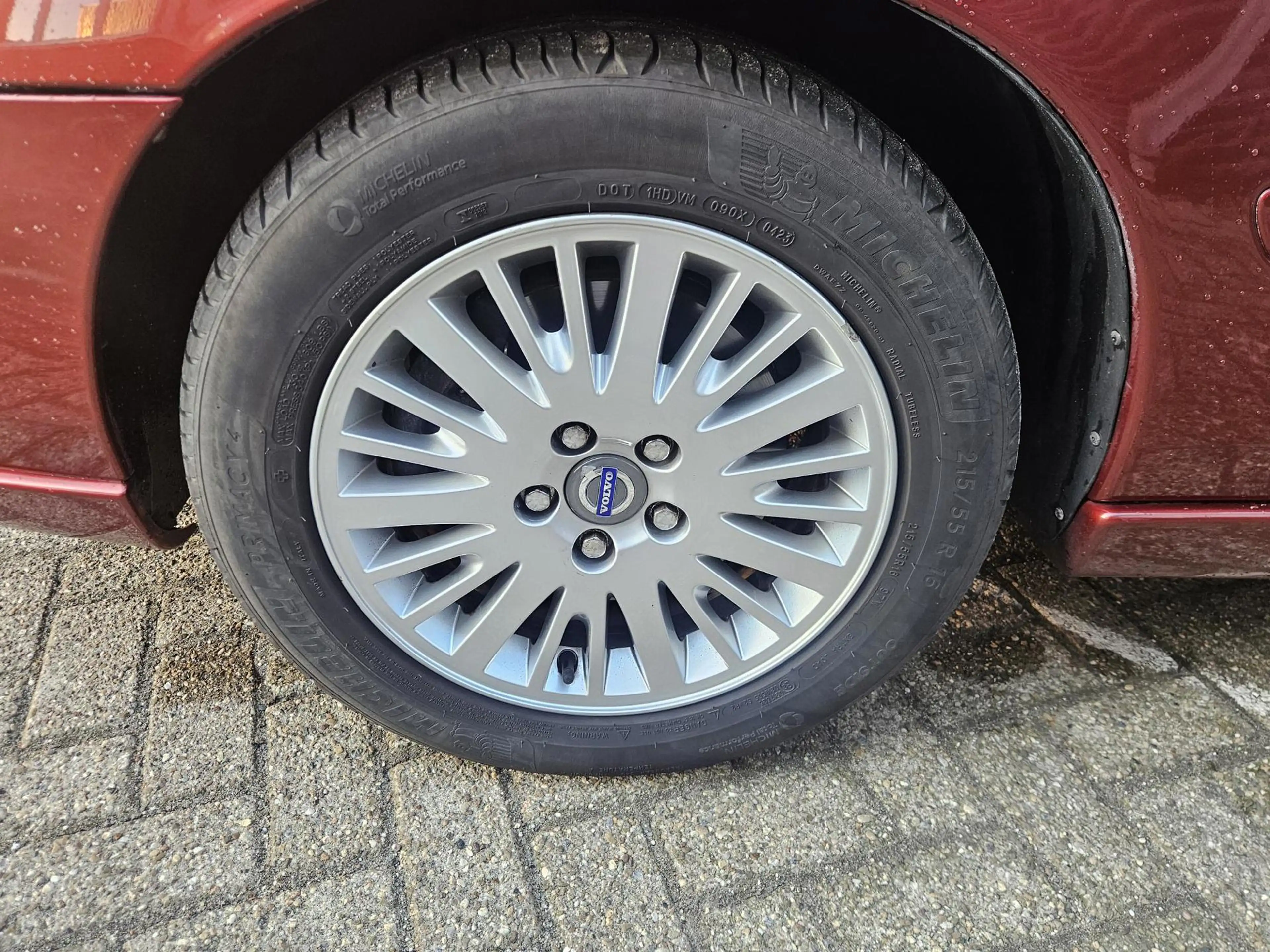 Volvo S60 2.4 Momentum — photo 8