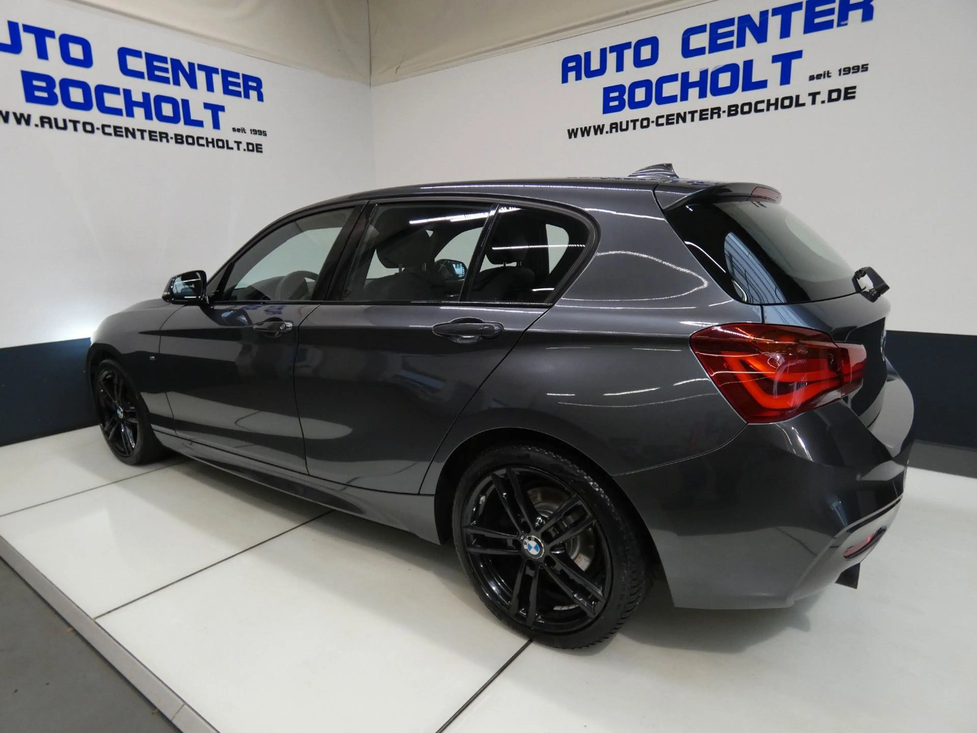 BMW 118 i Edition M Sport*Navi*LED*PDC*Leder — photo 14