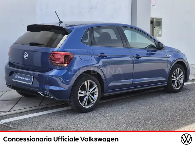 Volkswagen Polo view 4