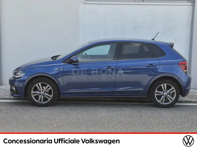 Volkswagen Polo view 3