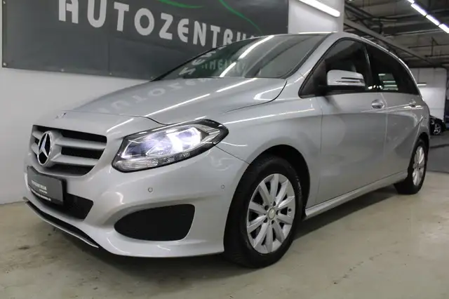 Mercedes-Benz B 200 CDI Tempomat/PDC/Standheizung/Navi/SHZ