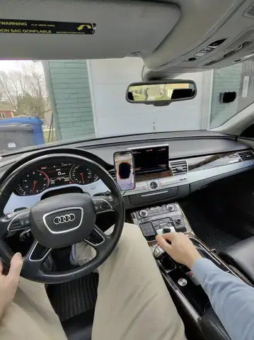 Audi A8 2014 — photo 8