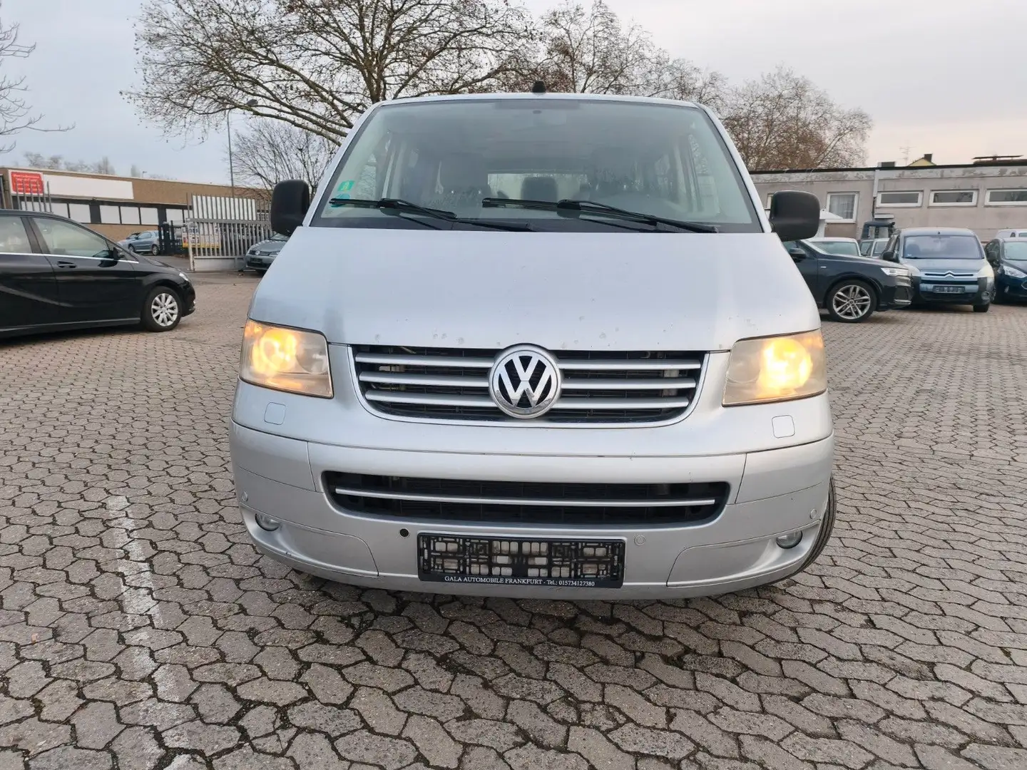 Volkswagen T5 Transporter T5 2.5 TDI Kombi*DSG*TMP*8-Sitzer*Tüv Neu*PDC*AC Silber - 2